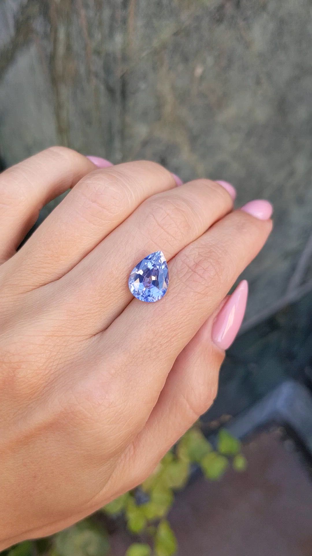 5.24 Ct. Blue Sapphire from Ceylon (Sri Lanka) Size Video