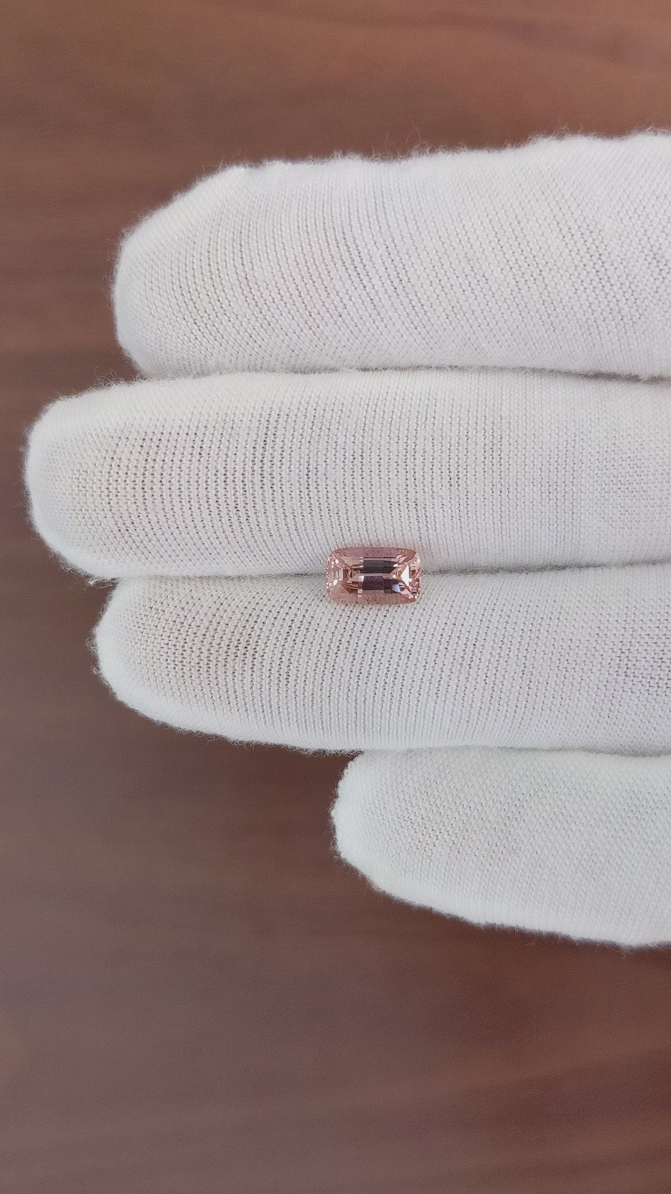 1.55 Ct. Padparadscha Sapphire from Ceylon (Sri Lanka) Size Video