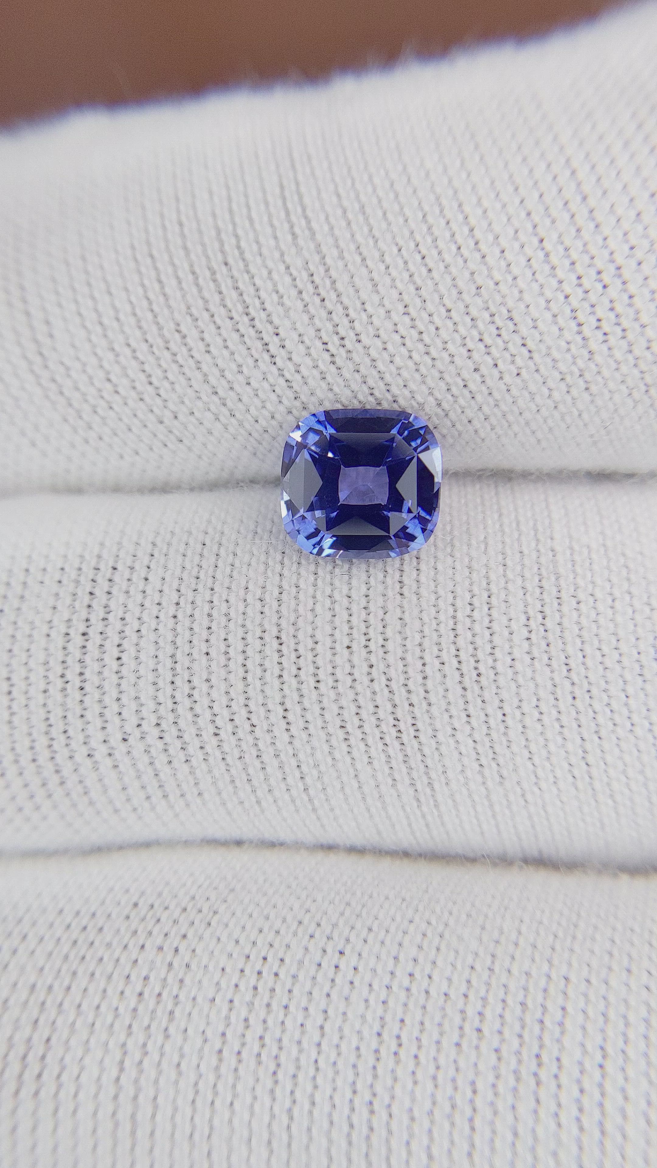 1.57 Ct. Blue Sapphire from Ceylon (Sri Lanka) Size Video