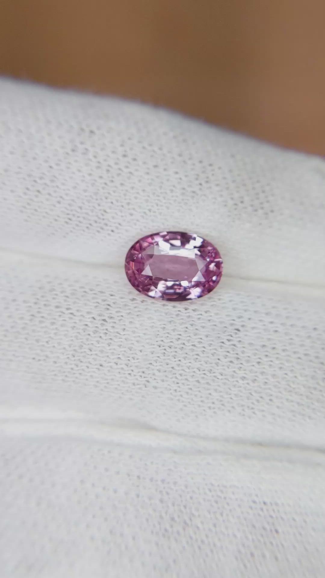 2.04 Ct. Pink Sapphire from Ceylon (Sri Lanka) Size Video