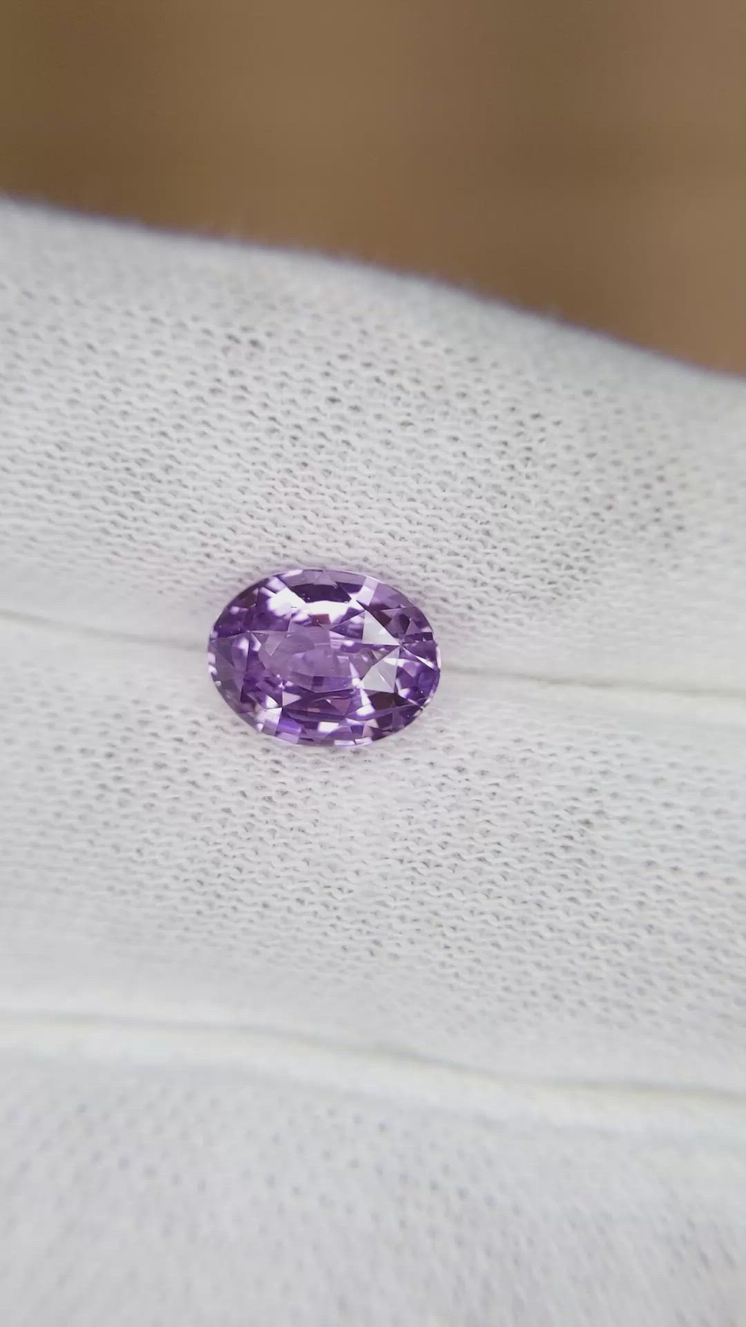 2.78 Ct. Purple Sapphire from Ceylon (Sri Lanka) Size Video