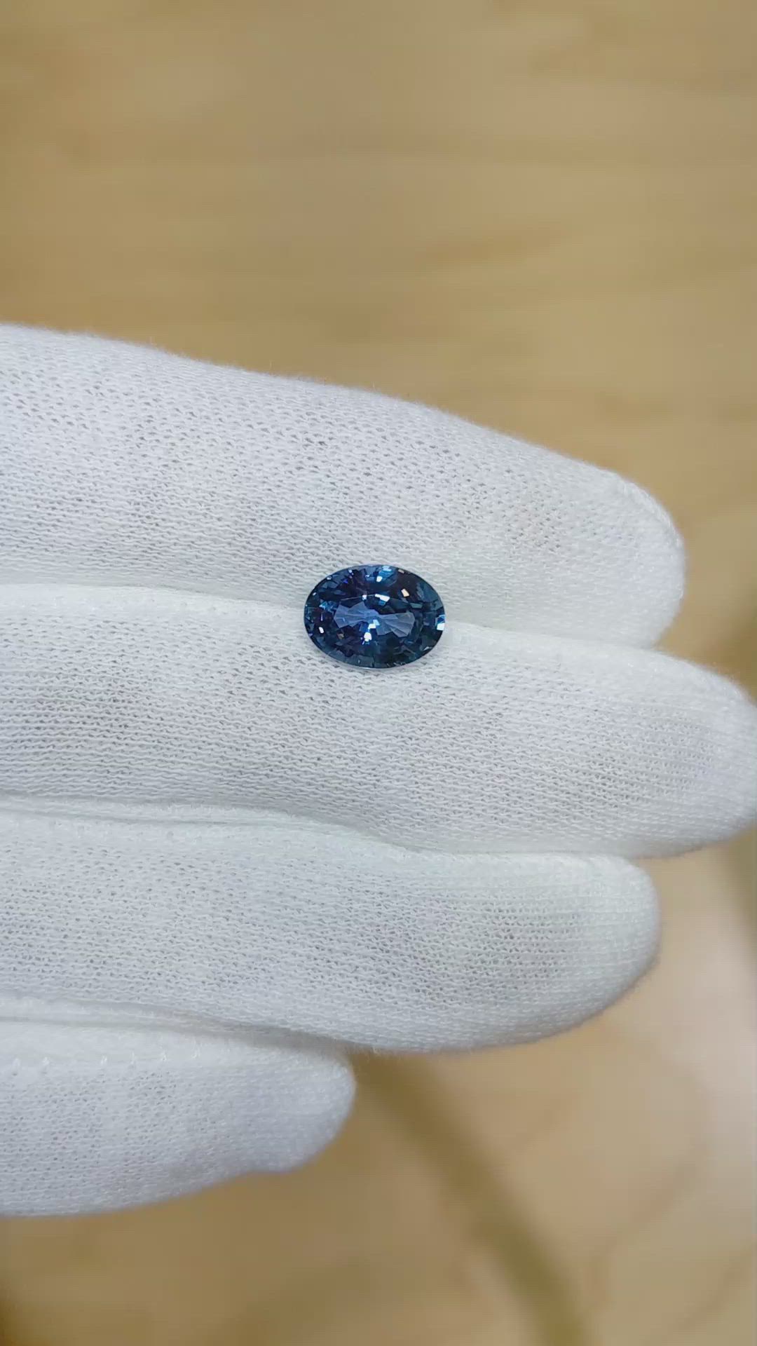 2.78 Ct. Blue Sapphire from Ceylon (Sri Lanka) Size Video