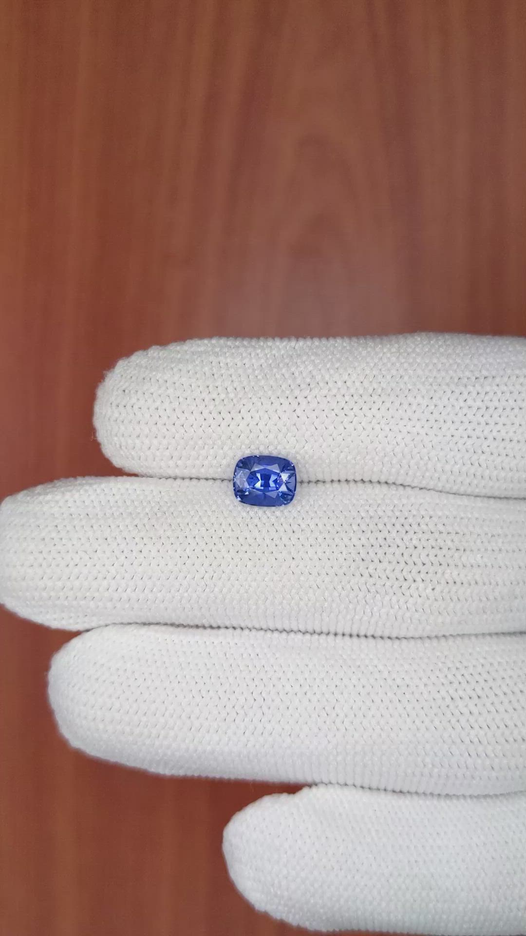 1.56 Ct. Blue Sapphire from Ceylon (Sri Lanka) Size Video