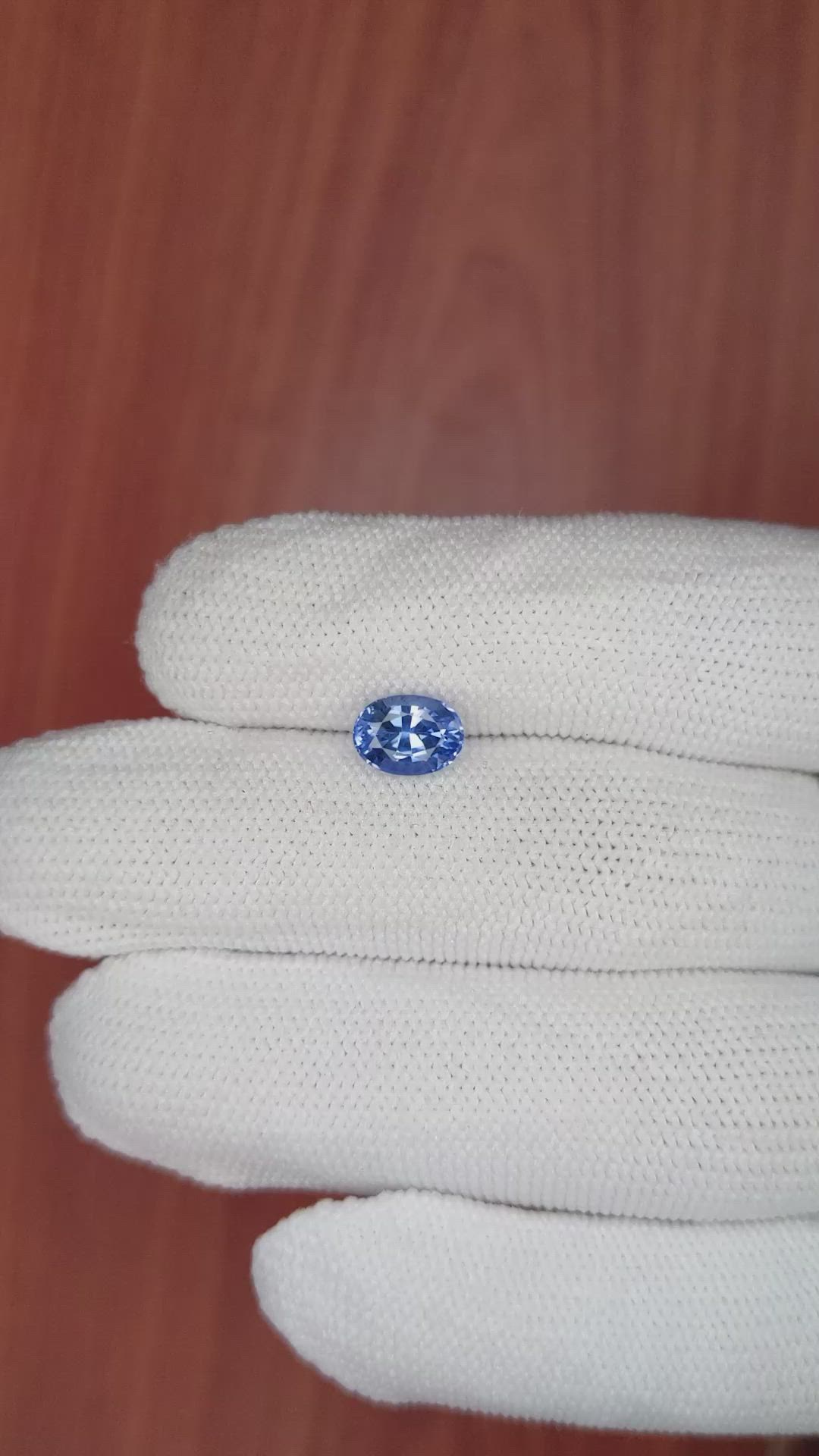 1.71 Ct. Blue Sapphire from Ceylon (Sri Lanka) Size Video