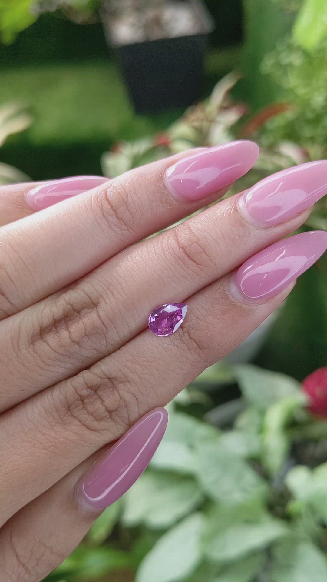 1.06 Ct. Pinkish Purple Sapphire from Ceylon (Sri Lanka) Size Video