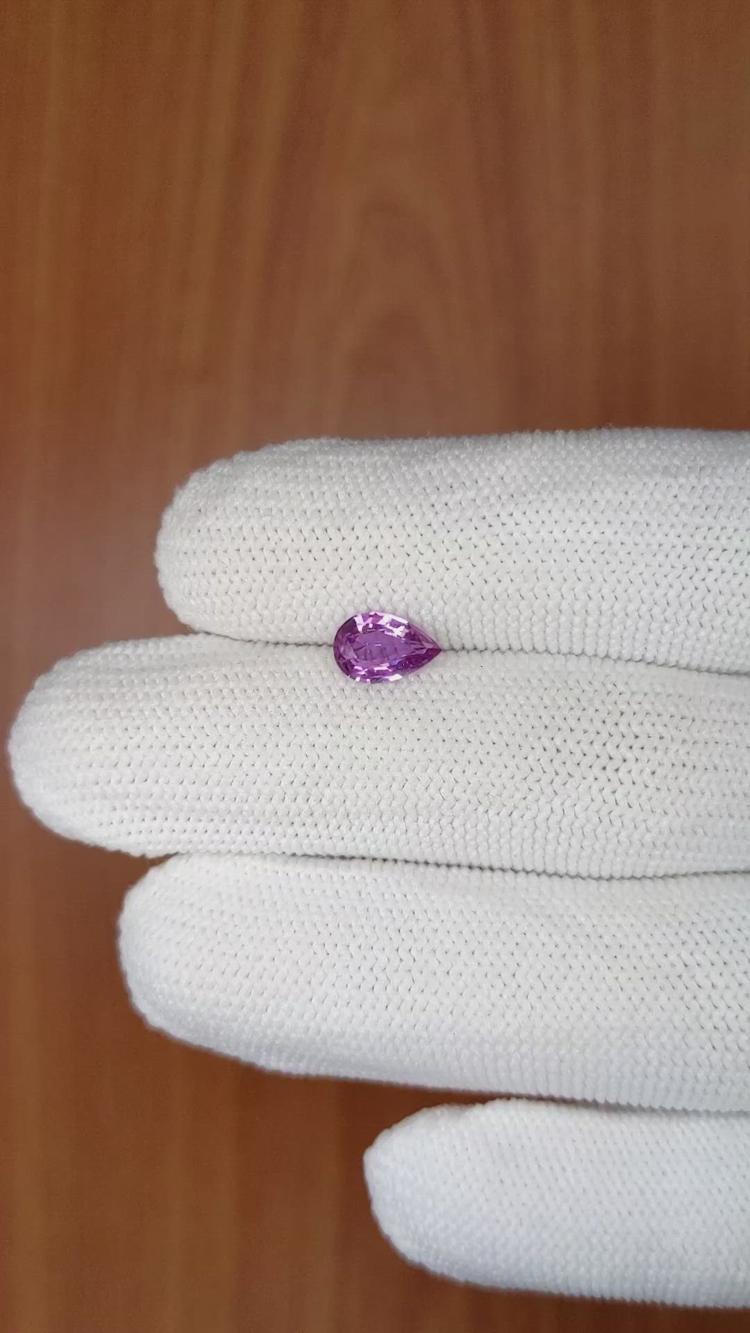 1.06 Ct. Pinkish Purple Sapphire from Ceylon (Sri Lanka) Size Video