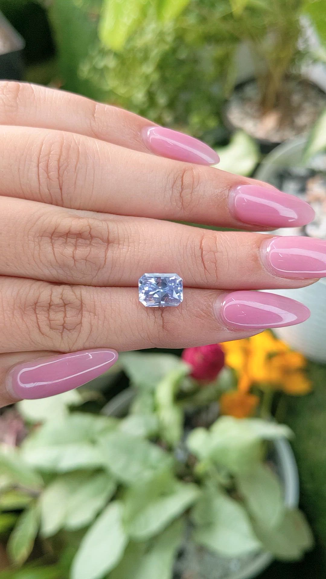 2.74 Ct. Violet Sapphire from Ceylon (Sri Lanka) Size Video