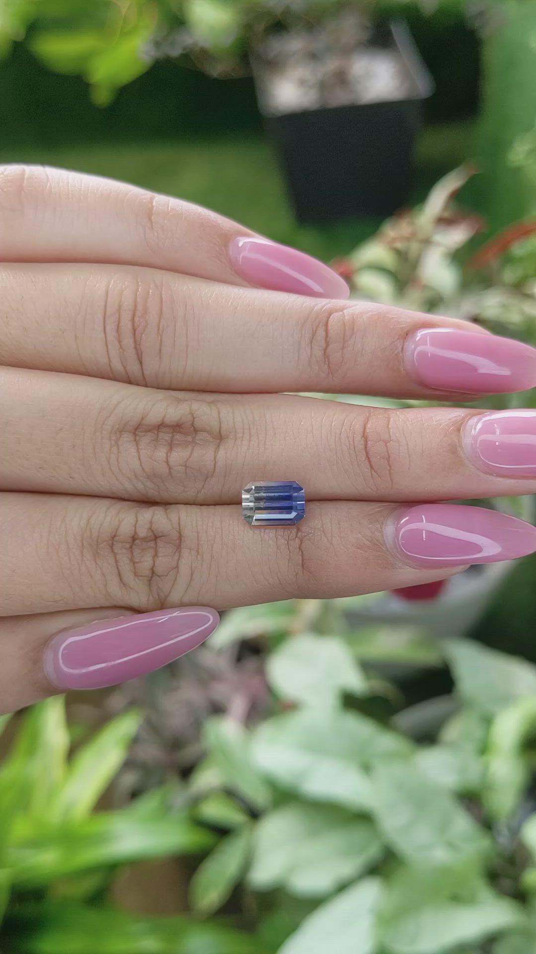 2.34 Ct. Bi Color Sapphire from Ceylon (Sri Lanka) Size Video