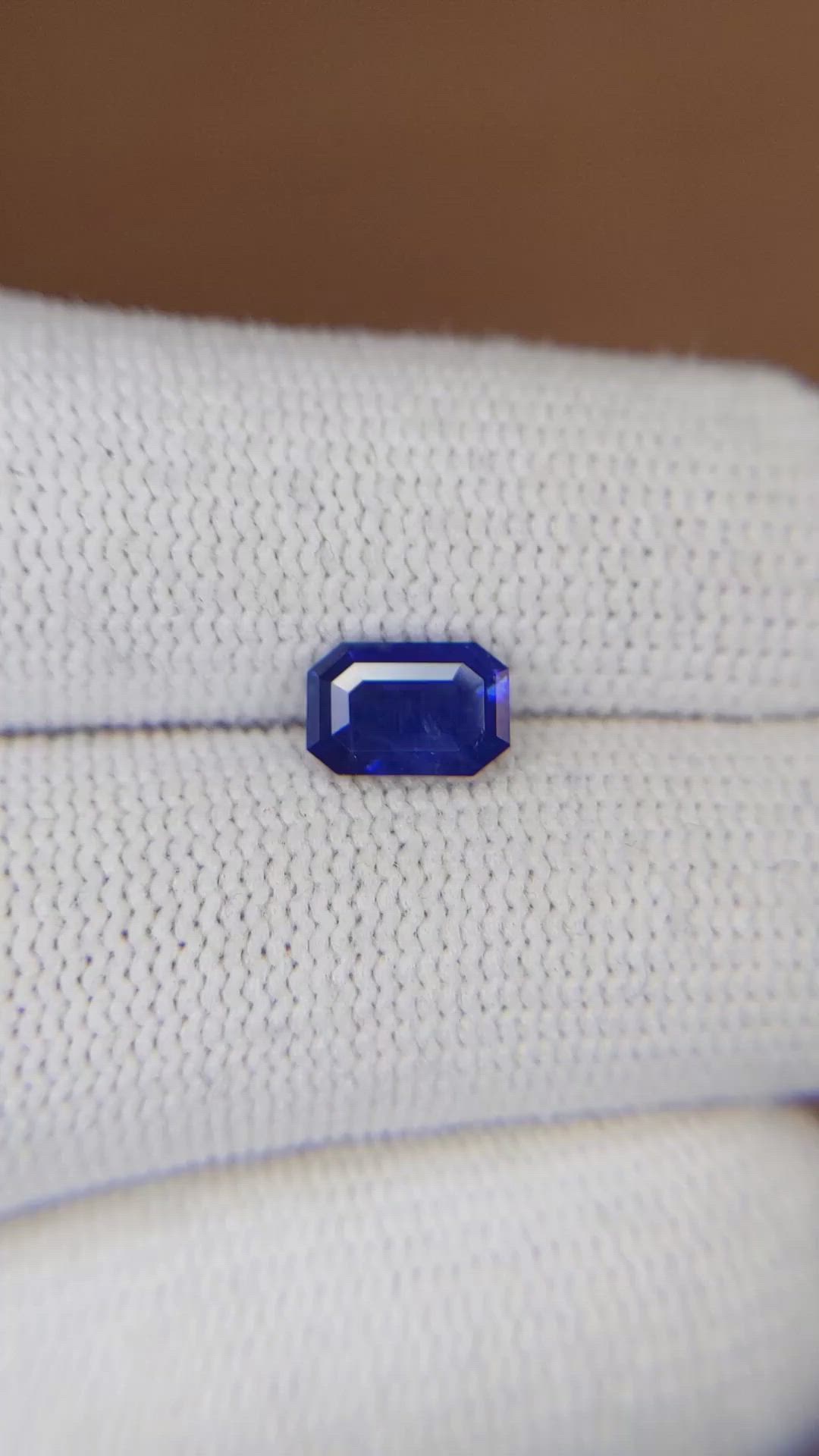 1.31 Ct. Blue Sapphire from Ceylon (Sri Lanka) Size Video