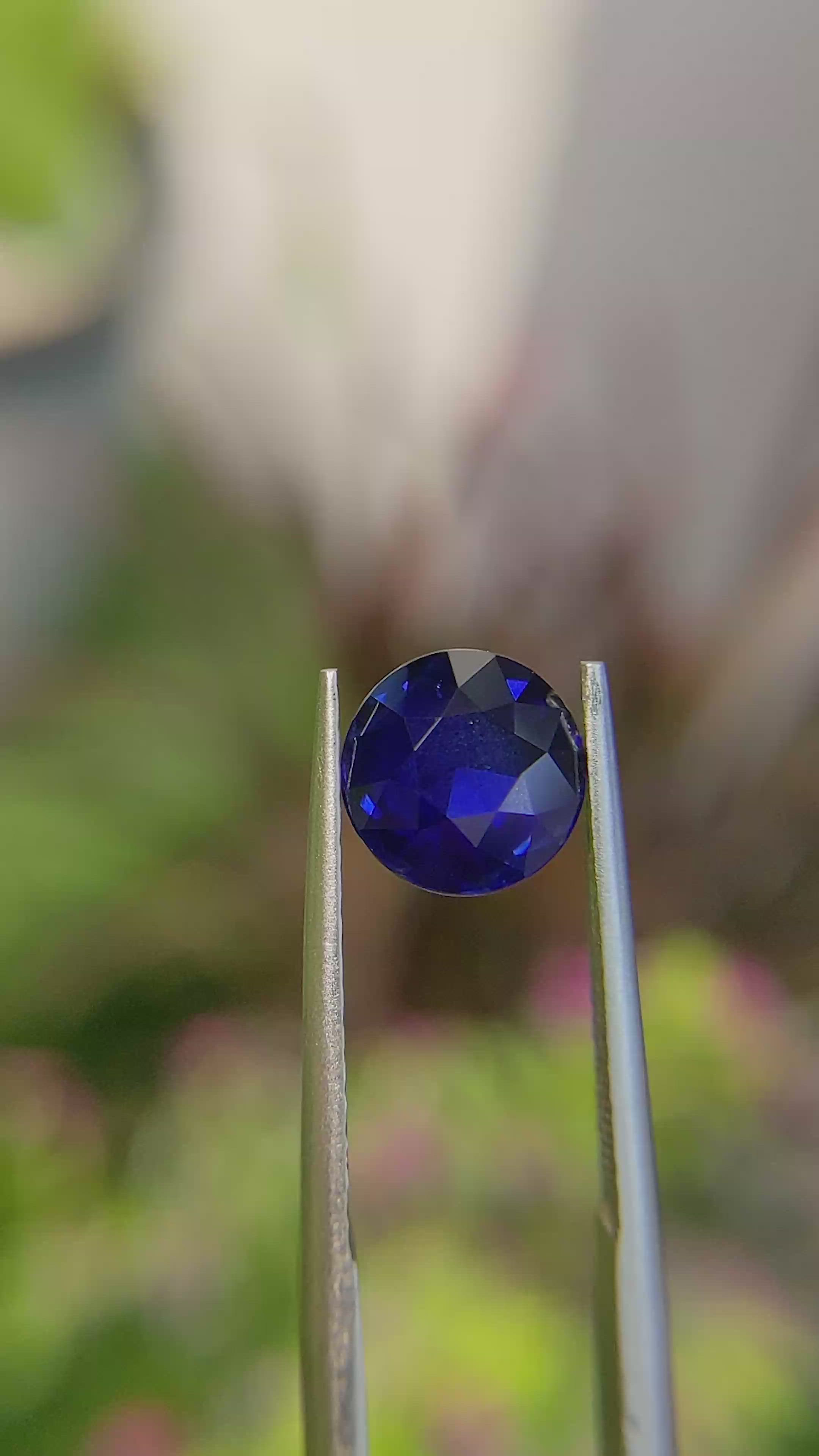2.37 Ct. Blue Sapphire from Ceylon (Sri Lanka) Size Video