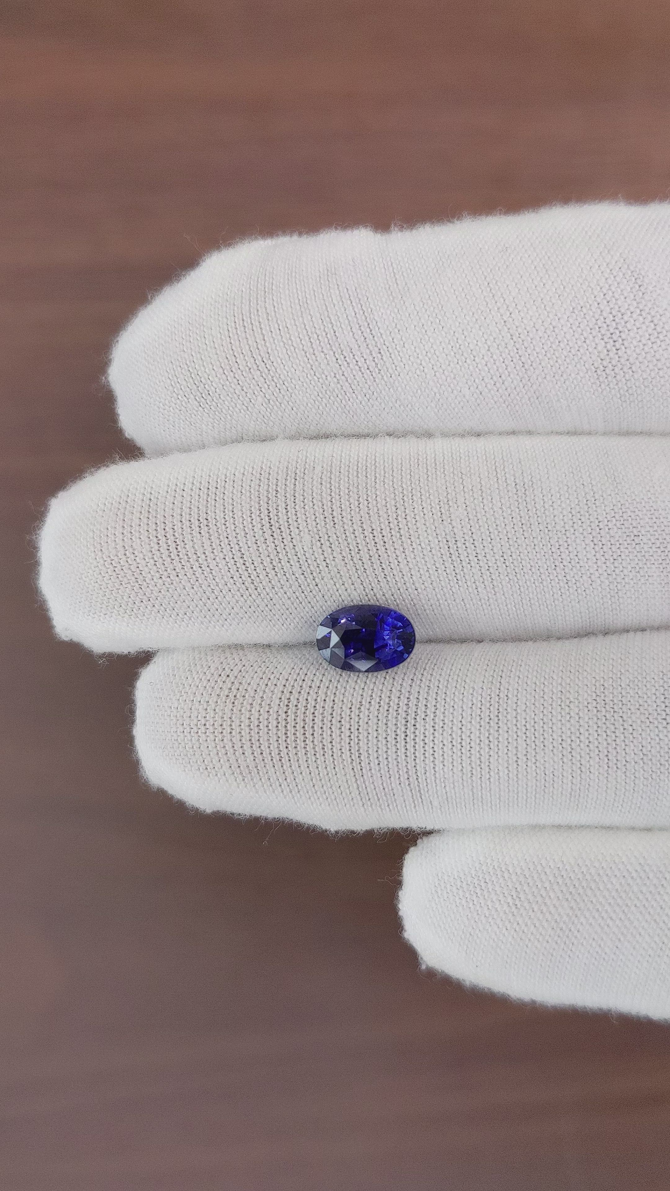 2.05 Ct. Blue Sapphire from Ceylon (Sri Lanka) Size Video