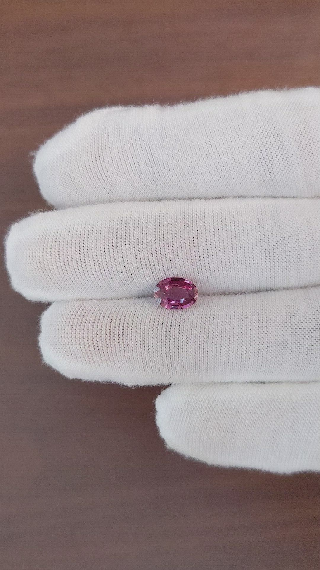 1.21 Ct. Pink Sapphire from Ceylon (Sri Lanka) Size Video