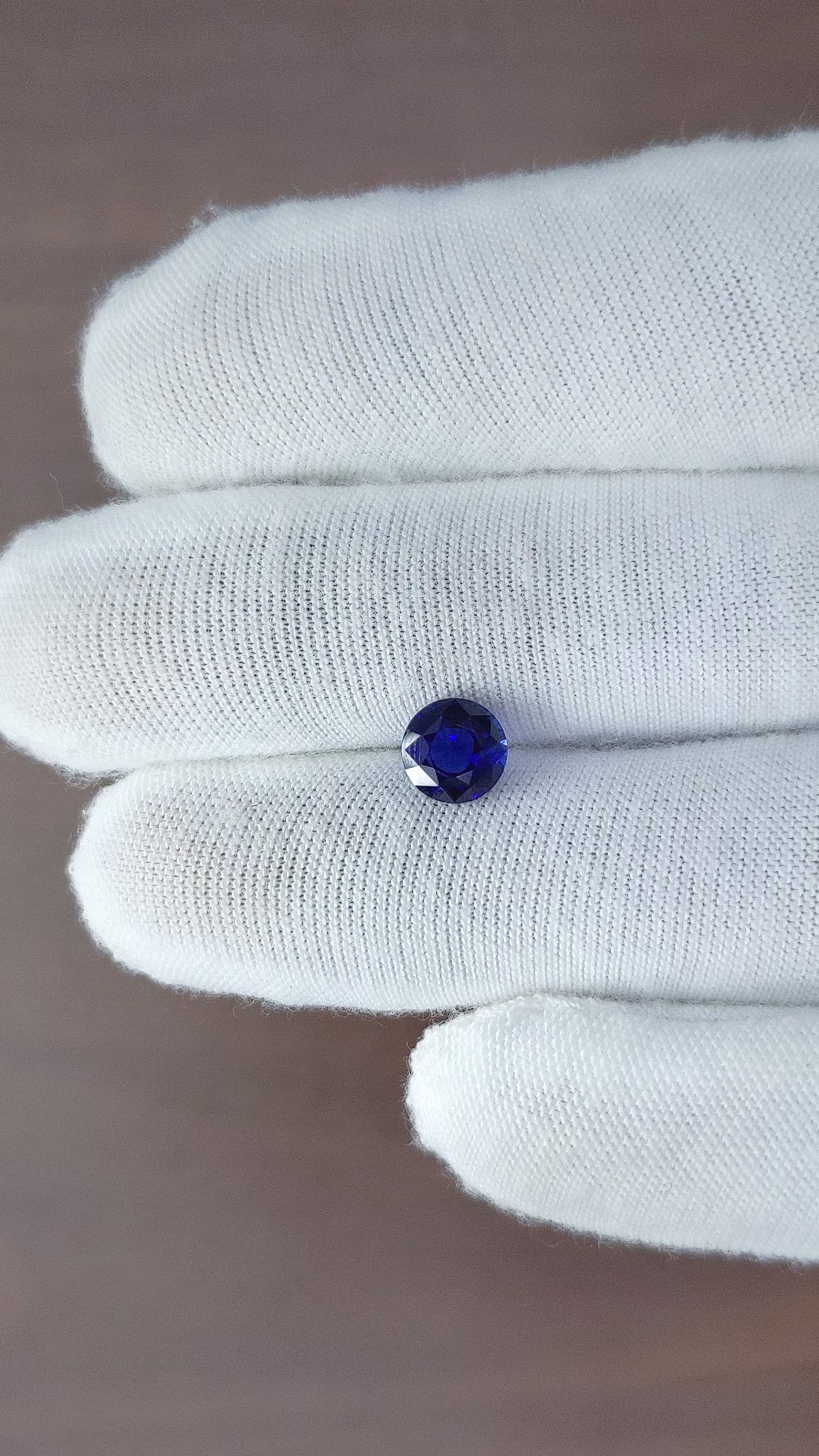 1.51 Ct. Blue Sapphire from Ceylon (Sri Lanka) Size Video