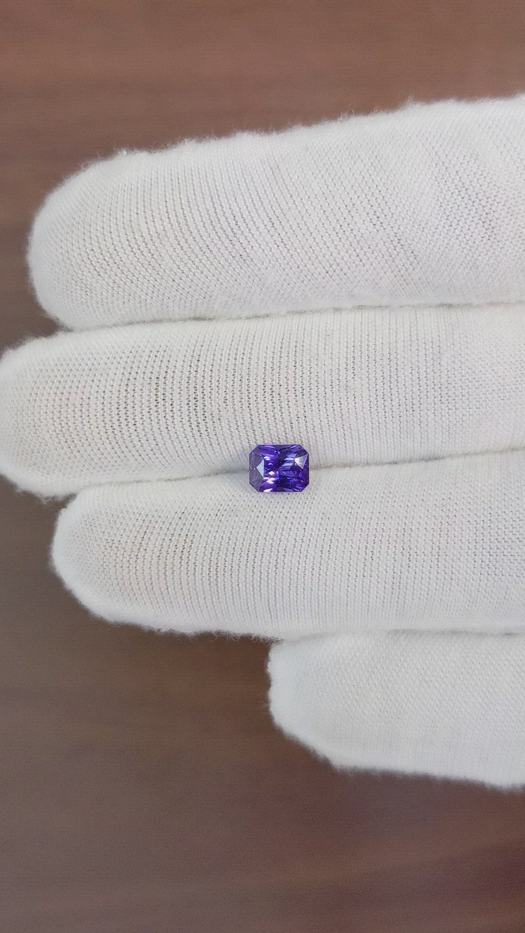 1.09 Ct. Color Change Sapphire from Ceylon (Sri Lanka) Size Video