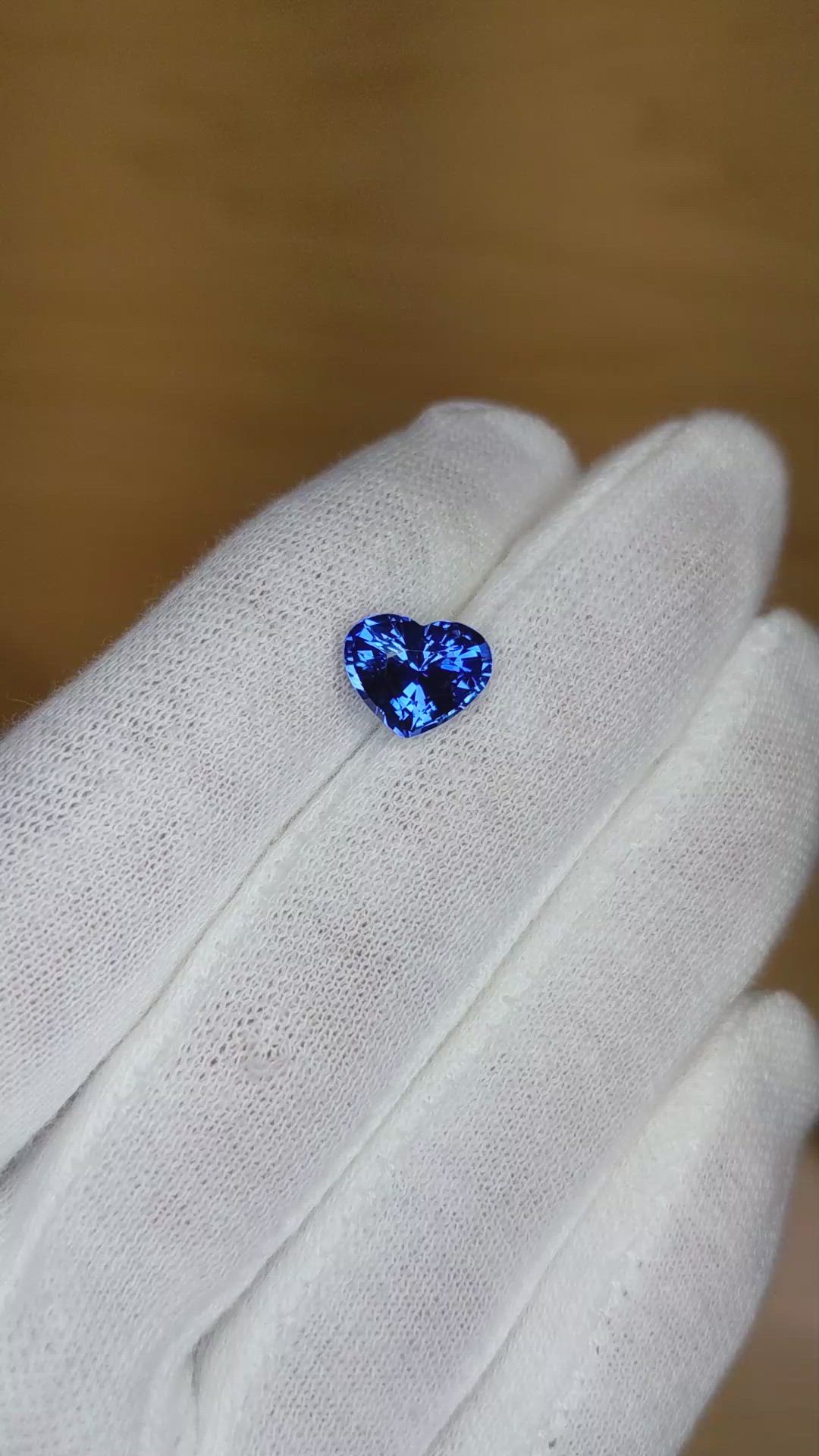 3.19 Ct. Blue Sapphire from Ceylon (Sri Lanka) Size Video
