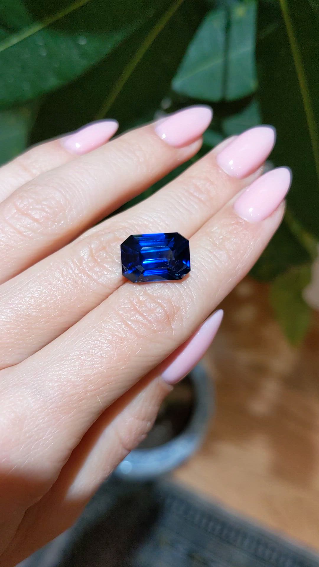 10.94 Ct. Blue Sapphire from Ceylon (Sri Lanka) Size Video