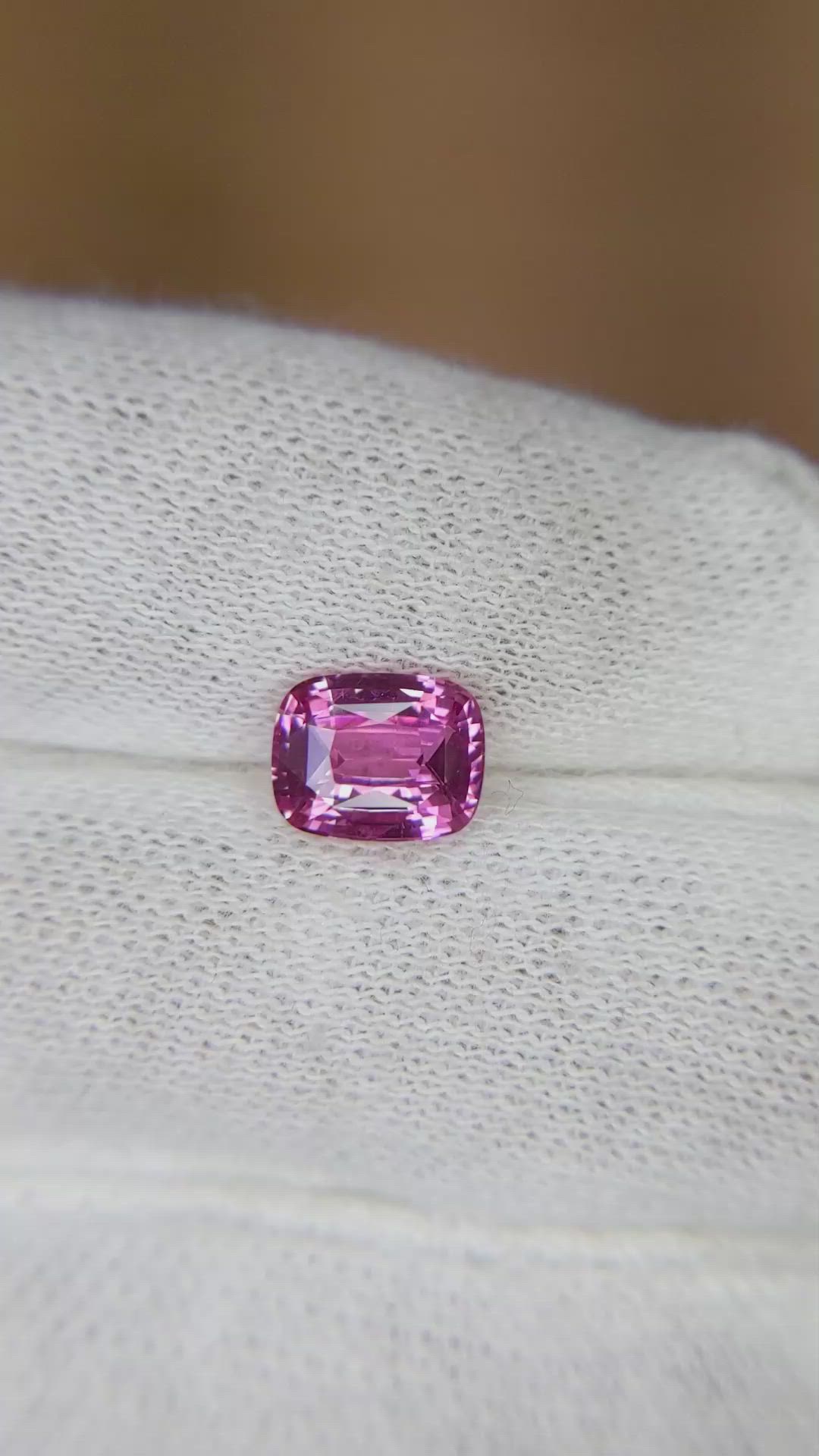 1.65 Ct. Pink Sapphire from Ceylon (Sri Lanka) Size Video