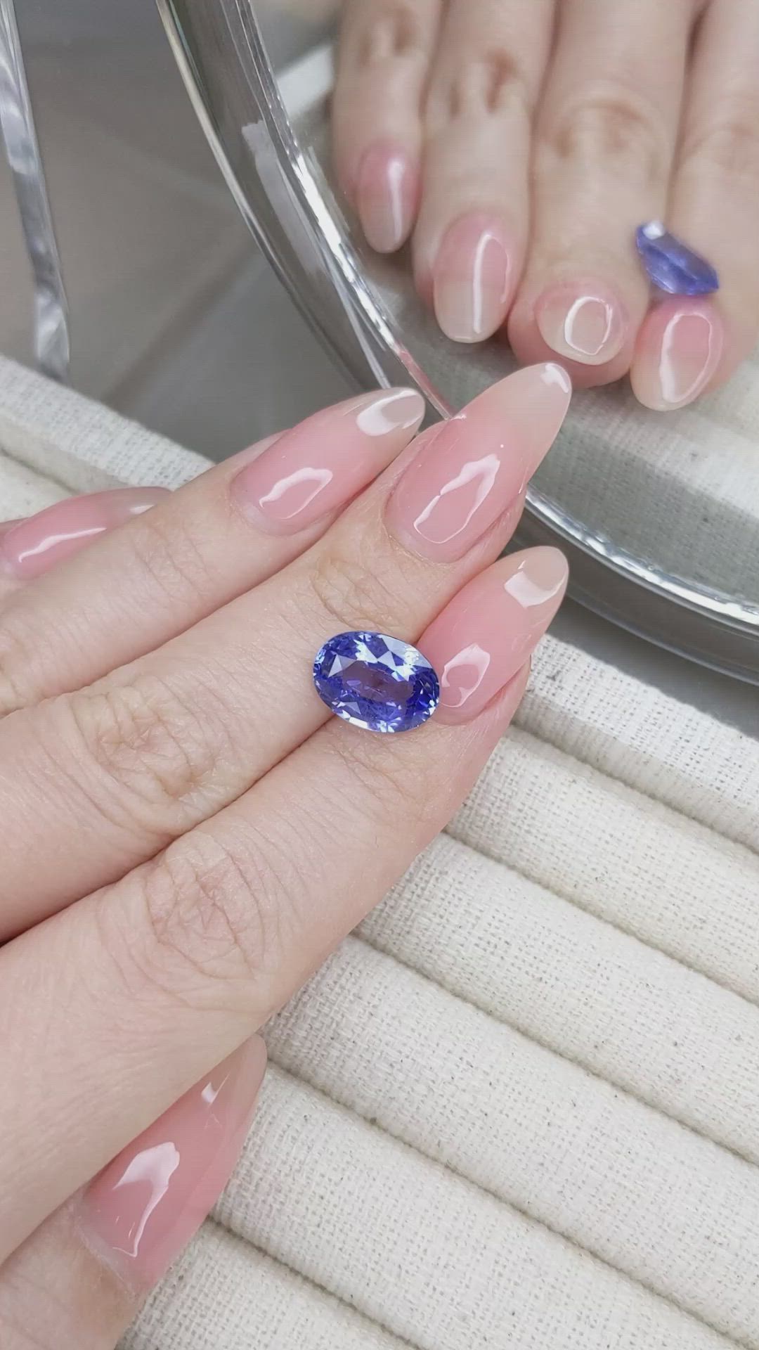 5.16 Ct. Sapphire from Ceylon (Sri Lanka) Size Video