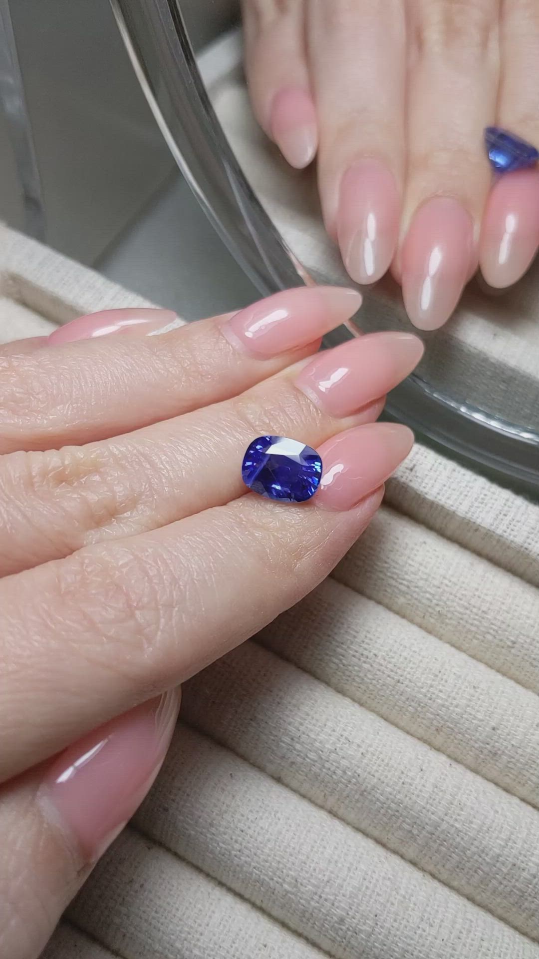 3.96 Ct. Blue Sapphire from Ceylon (Sri Lanka) Size Video