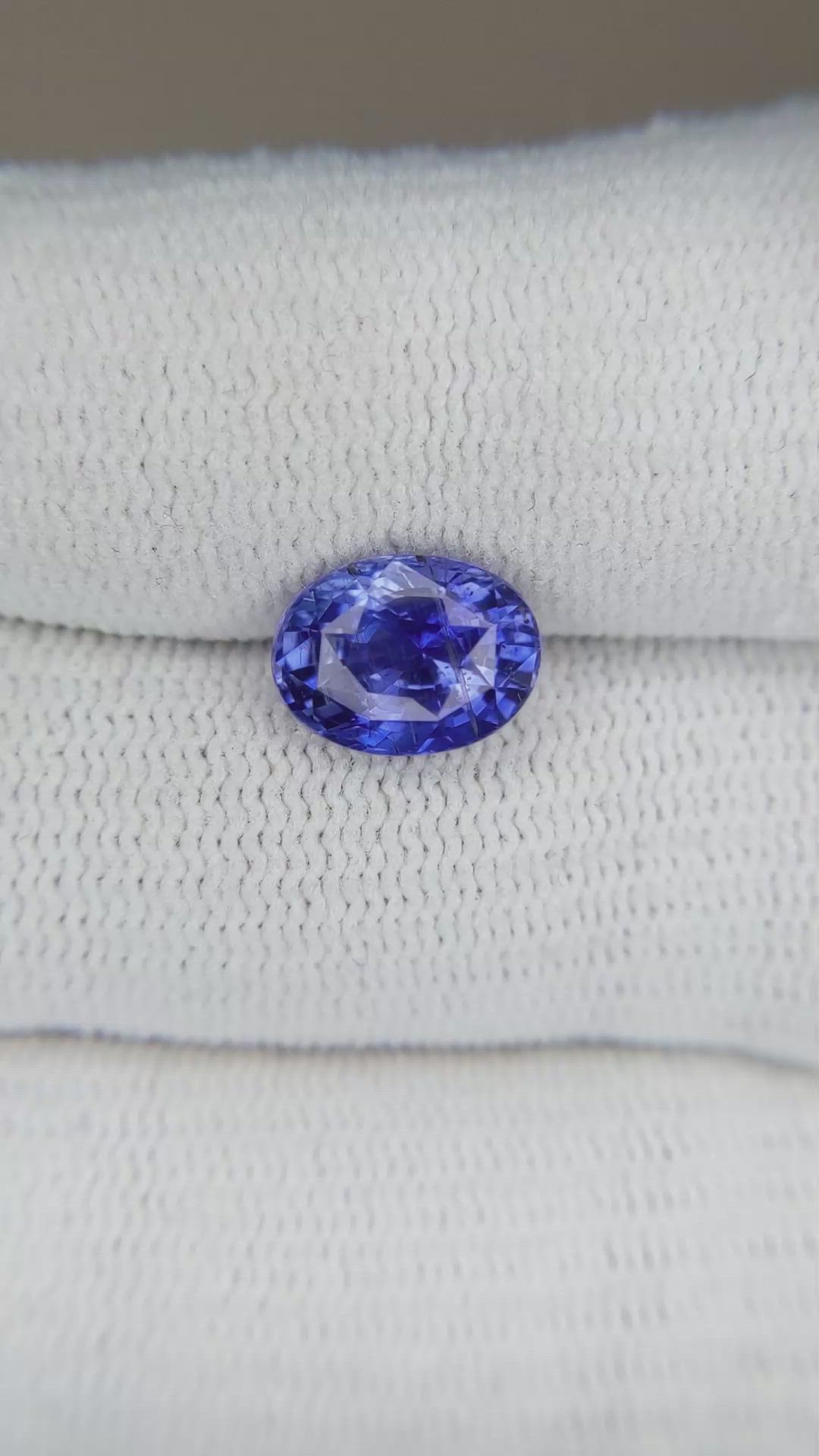 3.12 Ct. Blue Sapphire from Ceylon (Sri Lanka) Size Video
