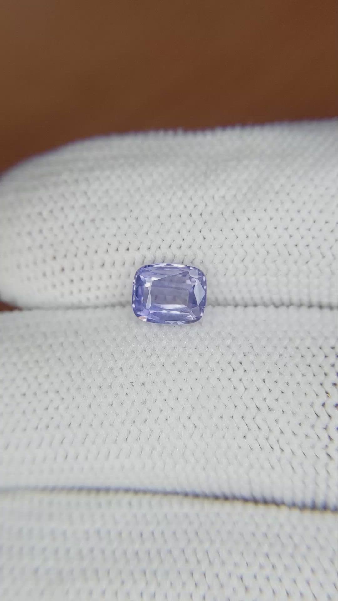 1.04 Ct. Blue Sapphire from Ceylon (Sri Lanka) Size Video