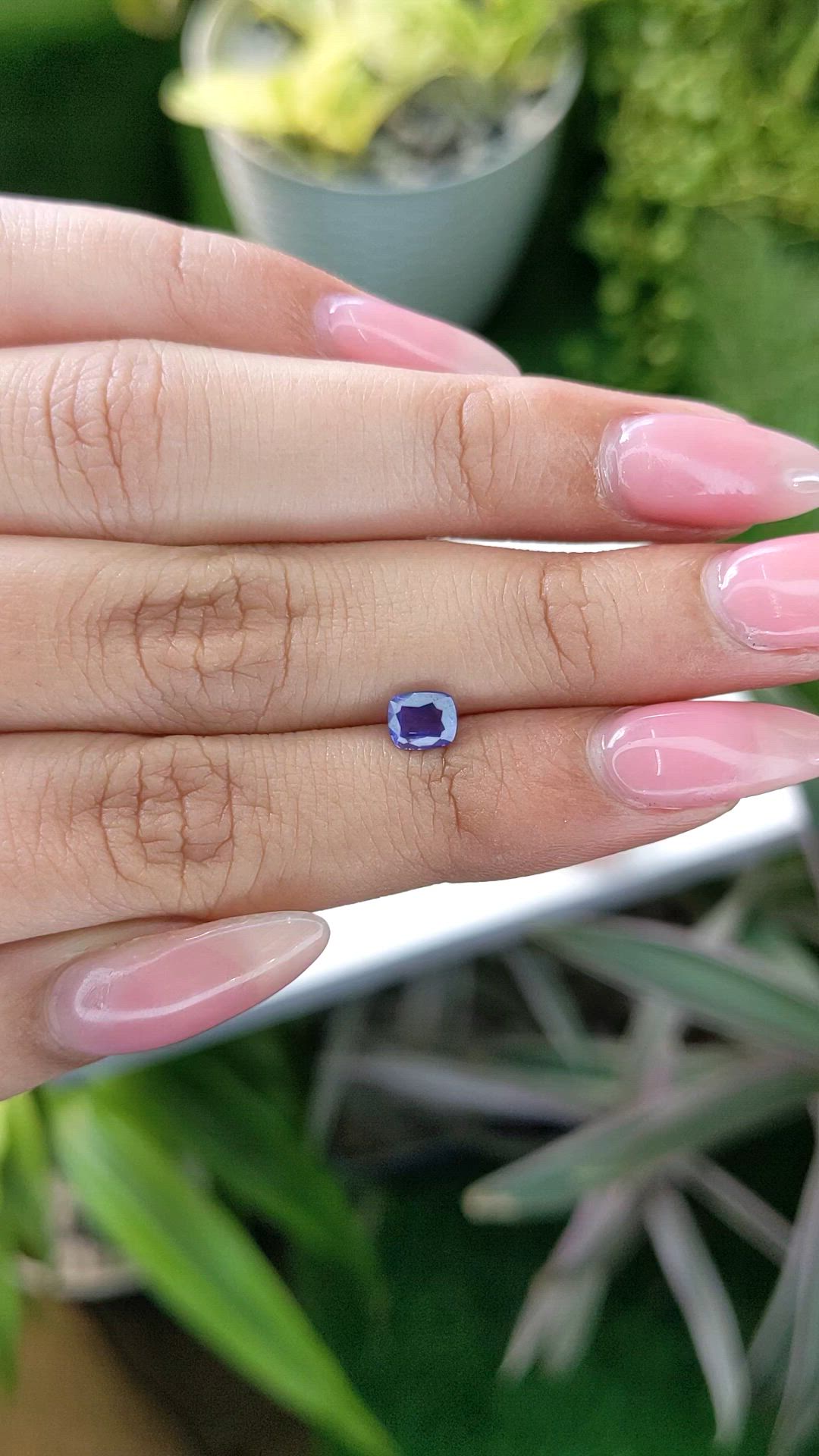 0.69 Ct. Color Change Sapphire from Ceylon (Sri Lanka) Size Video