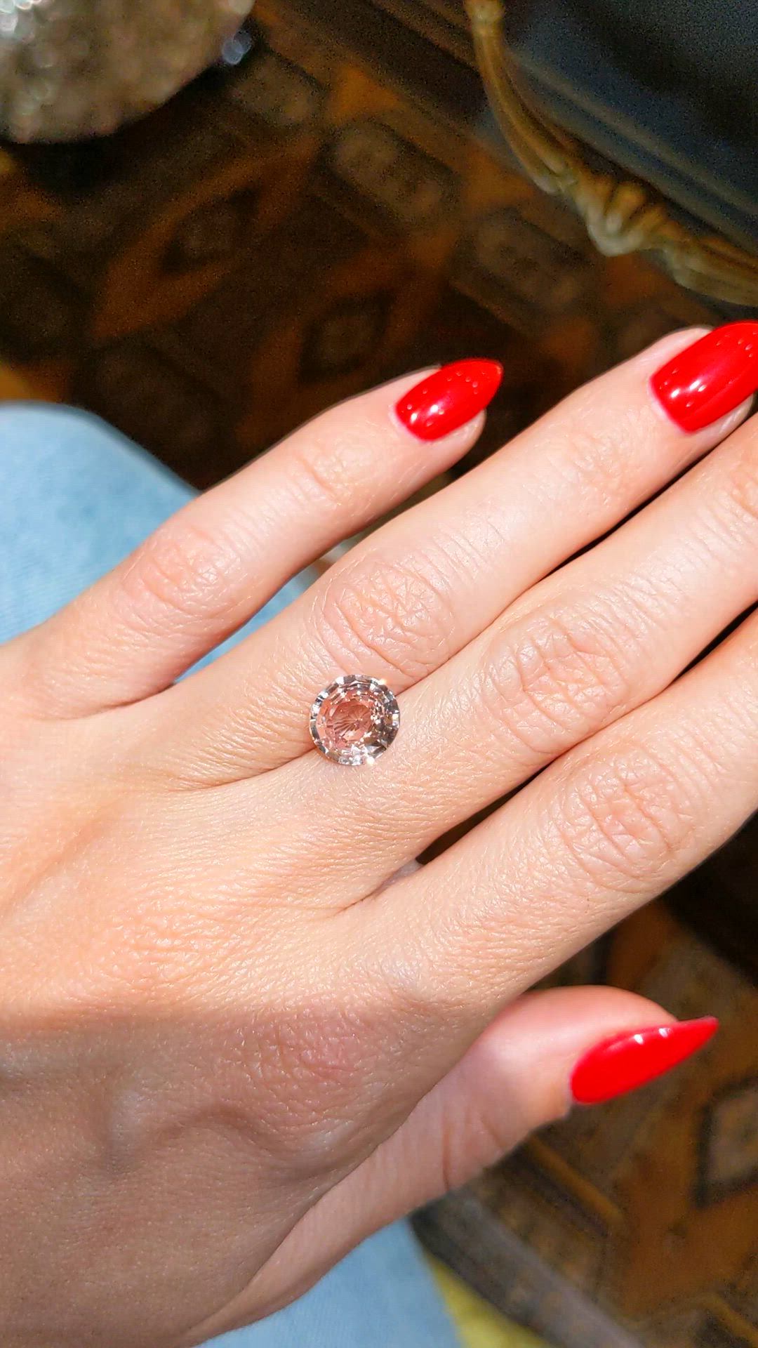 2.57 Ct. Padparadscha Sapphire from Ceylon (Sri Lanka) Size Video