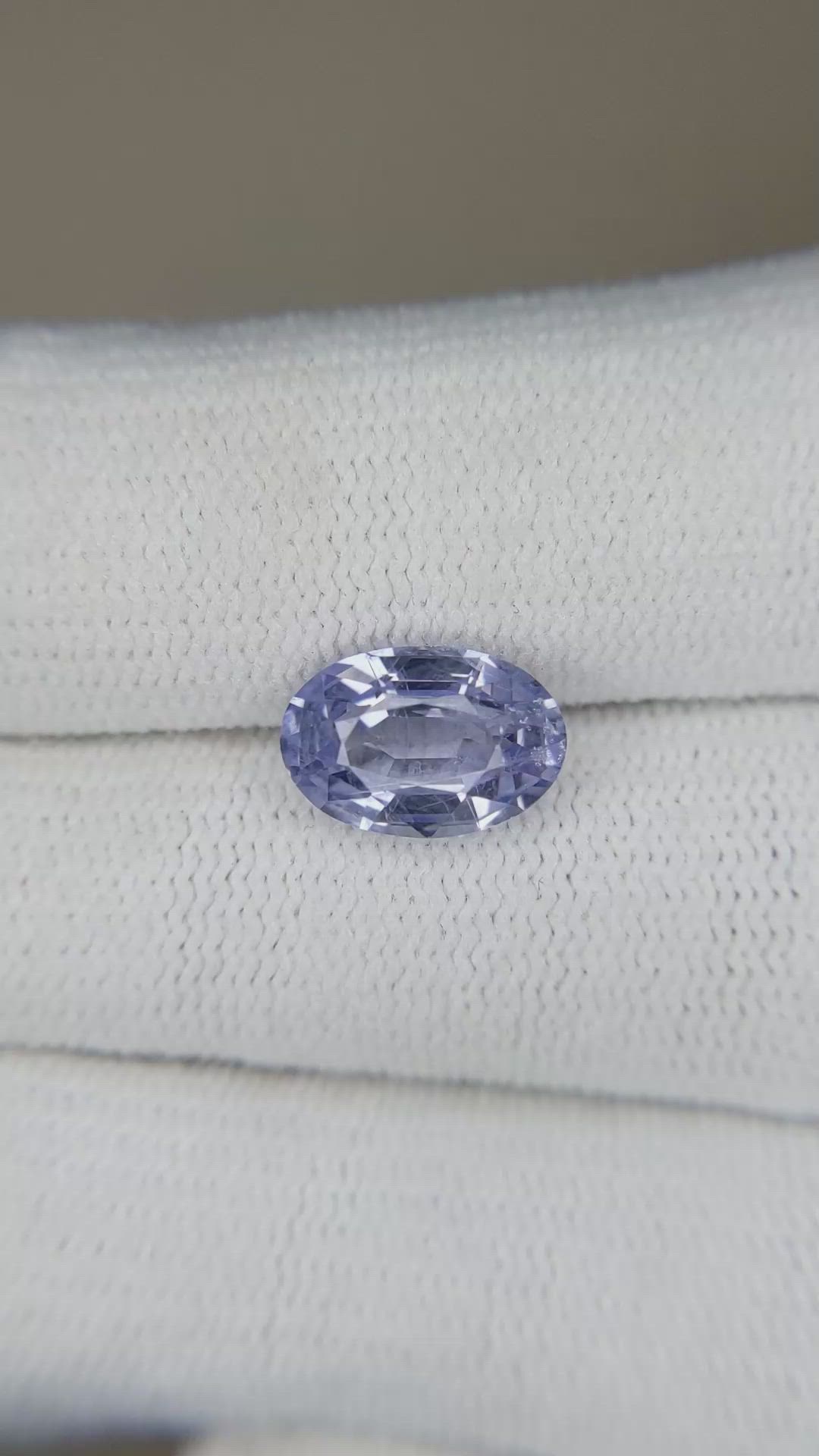 2.93 Ct. Blue Sapphire from Ceylon (Sri Lanka) Size Video