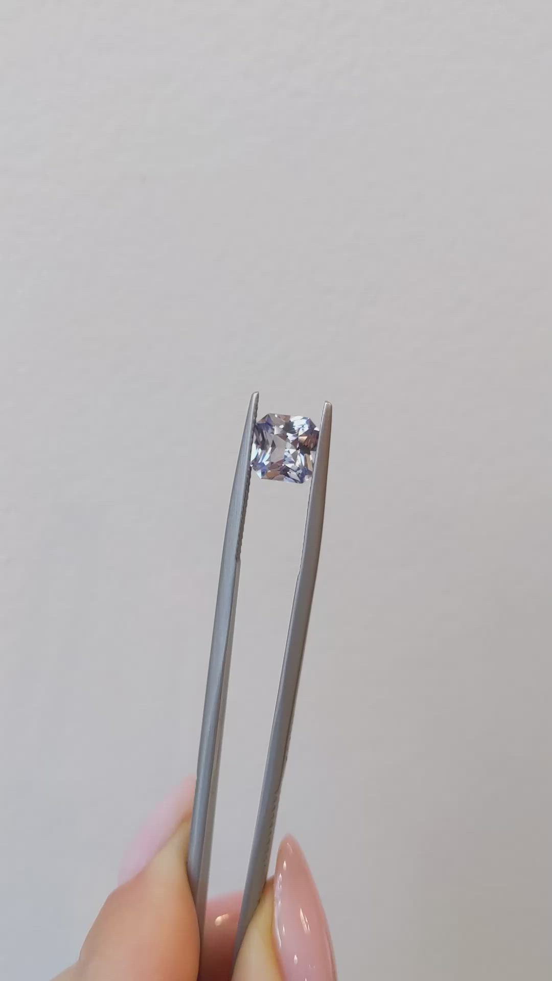 2.74 Ct. Bluish Grey Sapphire from Ceylon (Sri Lanka) Size Video