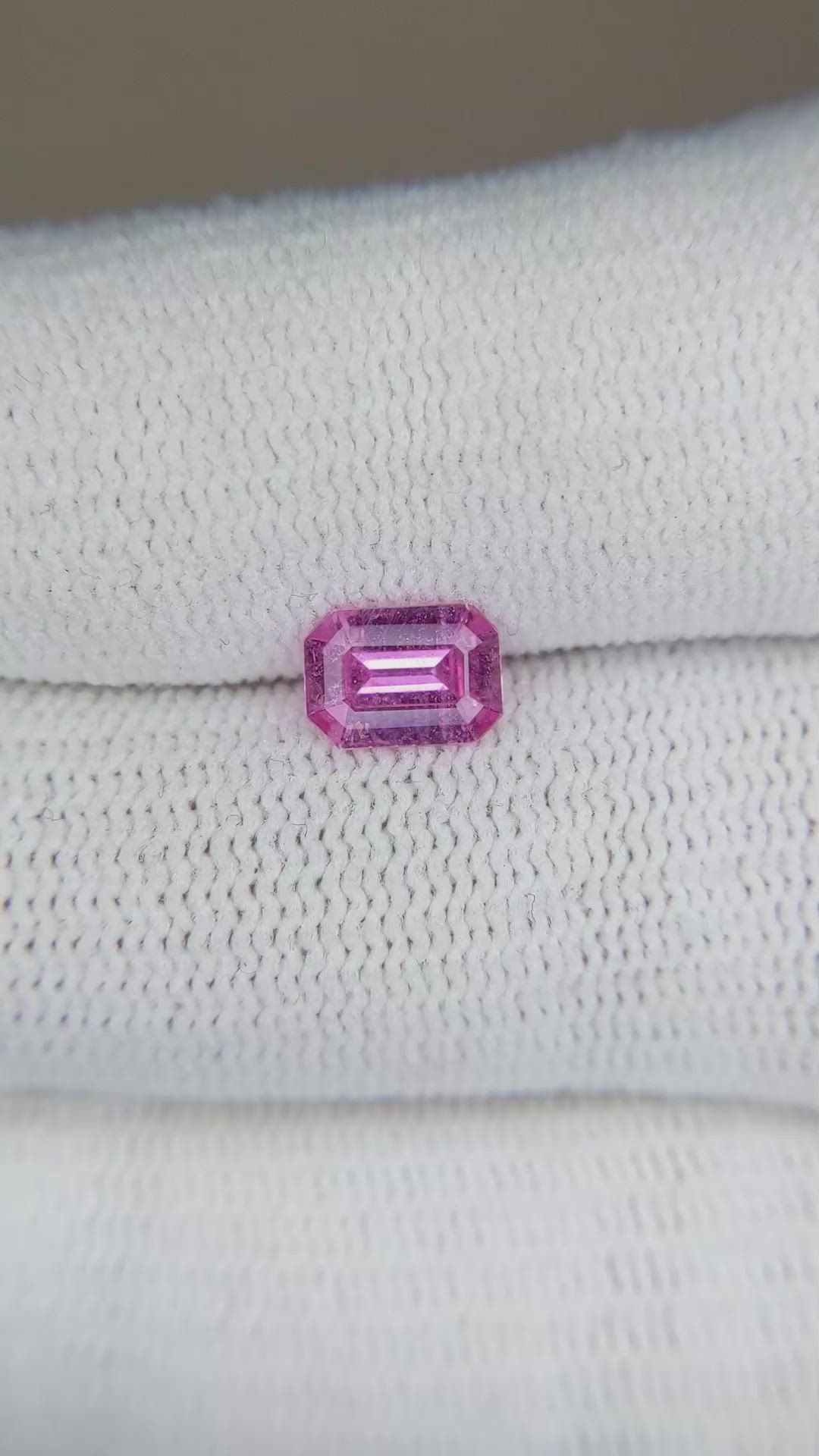 0.91 Ct. Pink Sapphire from Ceylon (Sri Lanka) Size Video