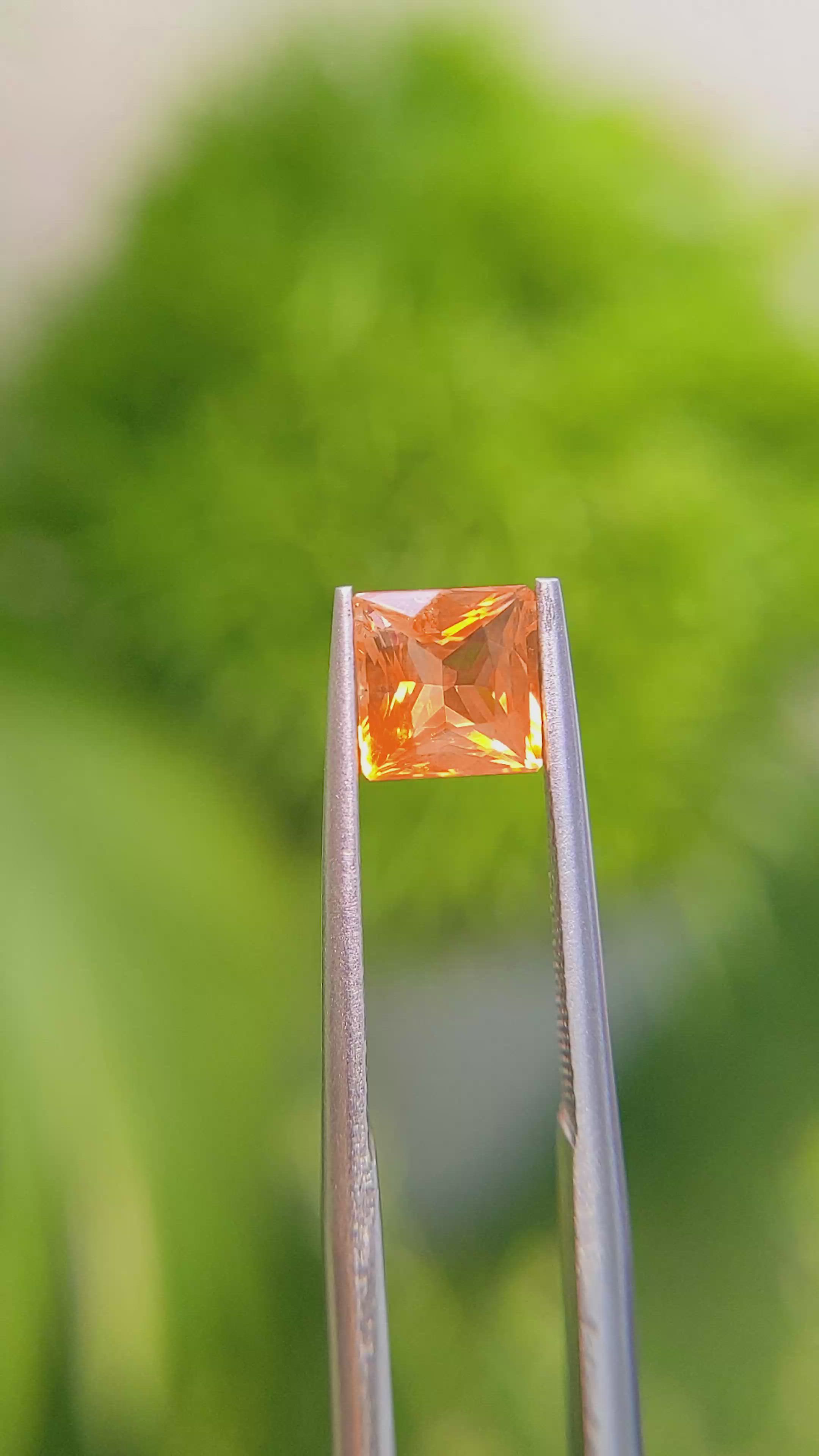 1.18 Ct. Yellowish Orange Sapphire from Ceylon (Sri Lanka) Size Video