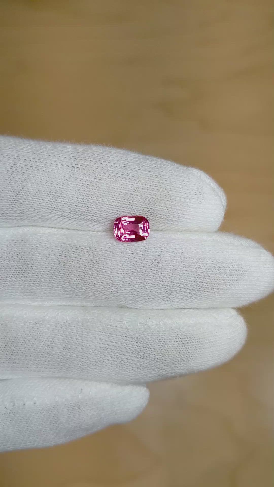 1.07 Ct. Pink Sapphire from Ceylon (Sri Lanka) Size Video