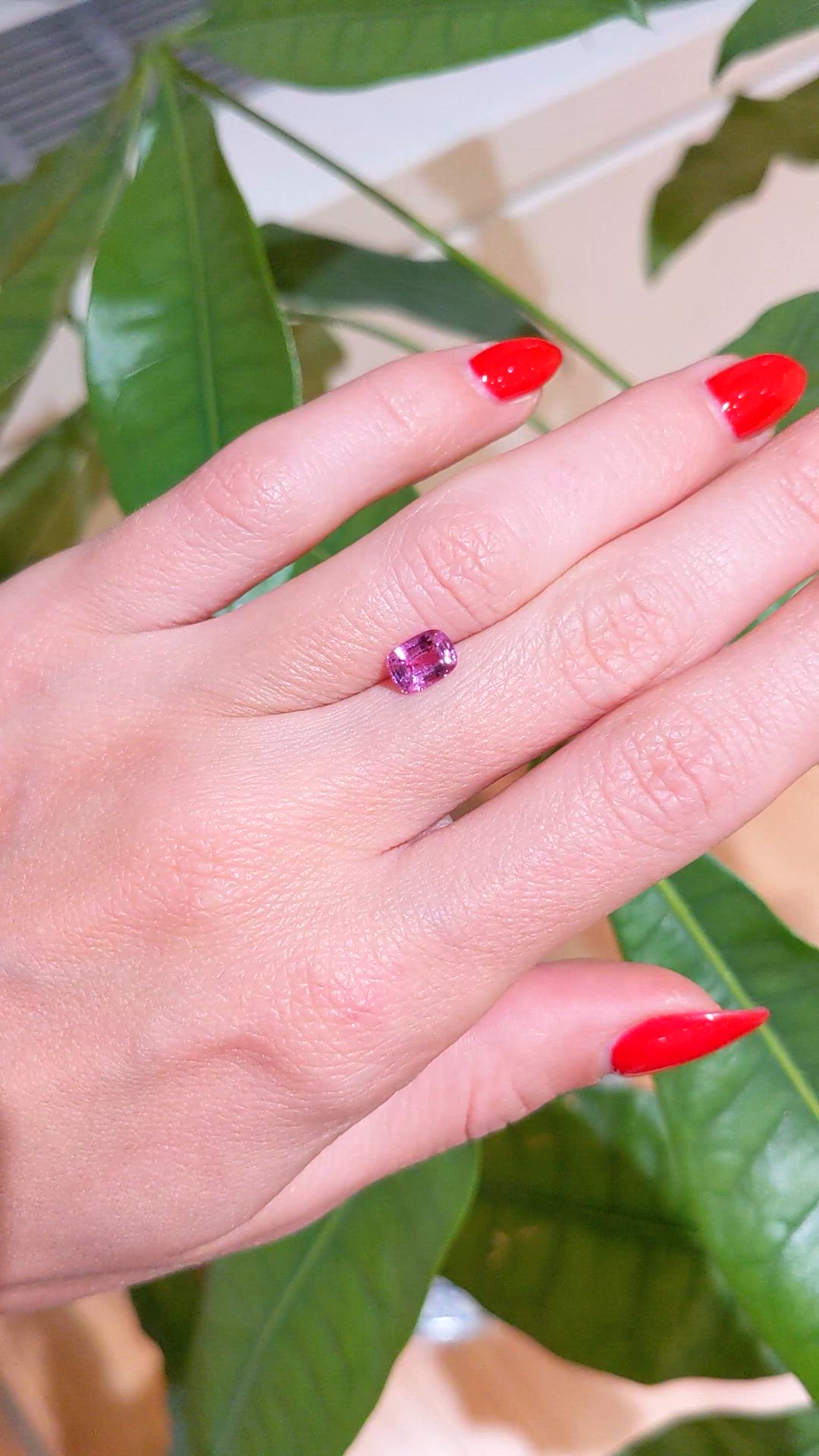 1.07 Ct. Pink Sapphire from Ceylon (Sri Lanka) Size Video