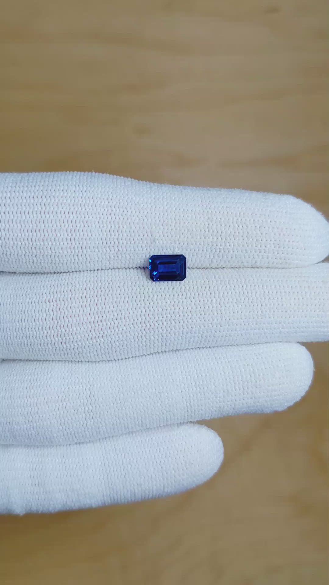 0.95 Ct. Blue Sapphire from Thailand Size Video