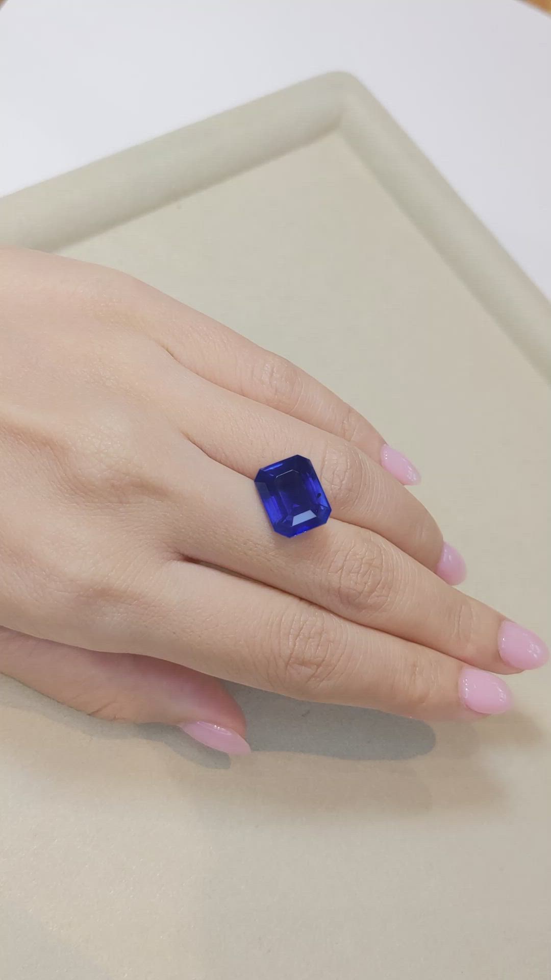 10.55 Ct. Blue Sapphire from Ceylon (Sri Lanka) Size Video