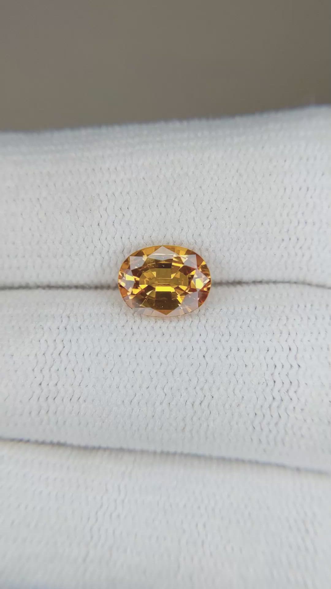 1.46 Ct. Yellow Sapphire from Ceylon (Sri Lanka) Size Video