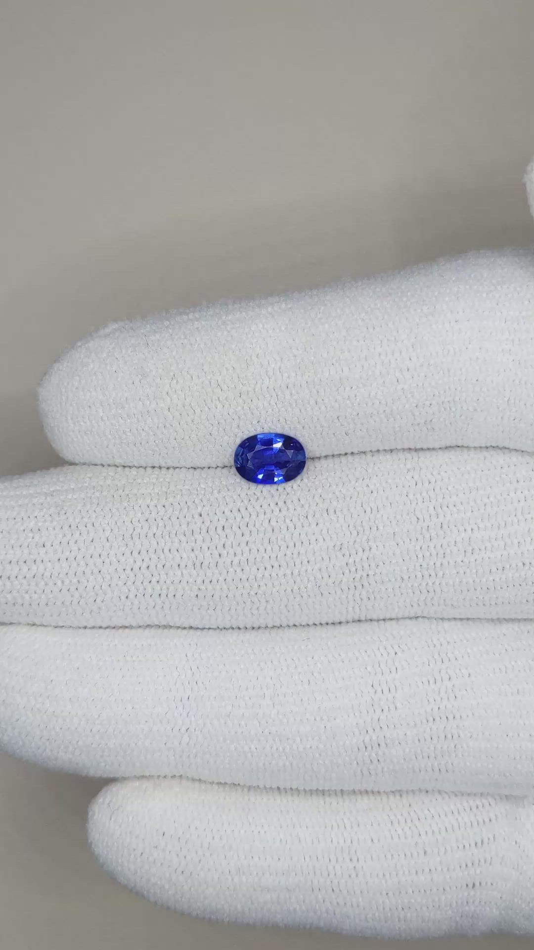 0.80 Ct. Blue Sapphire from Ceylon (Sri Lanka) Size Video