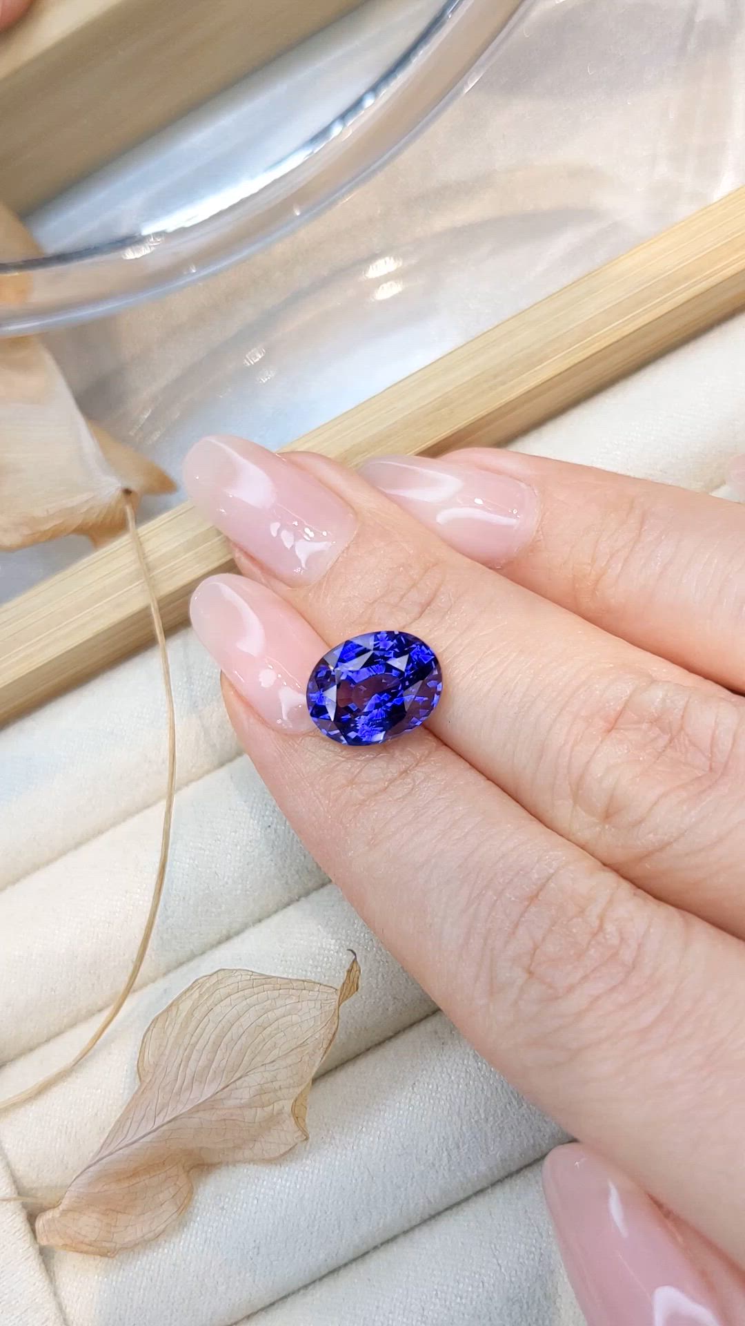 6.03 Ct. Blue Sapphire from Ceylon (Sri Lanka) Size Video