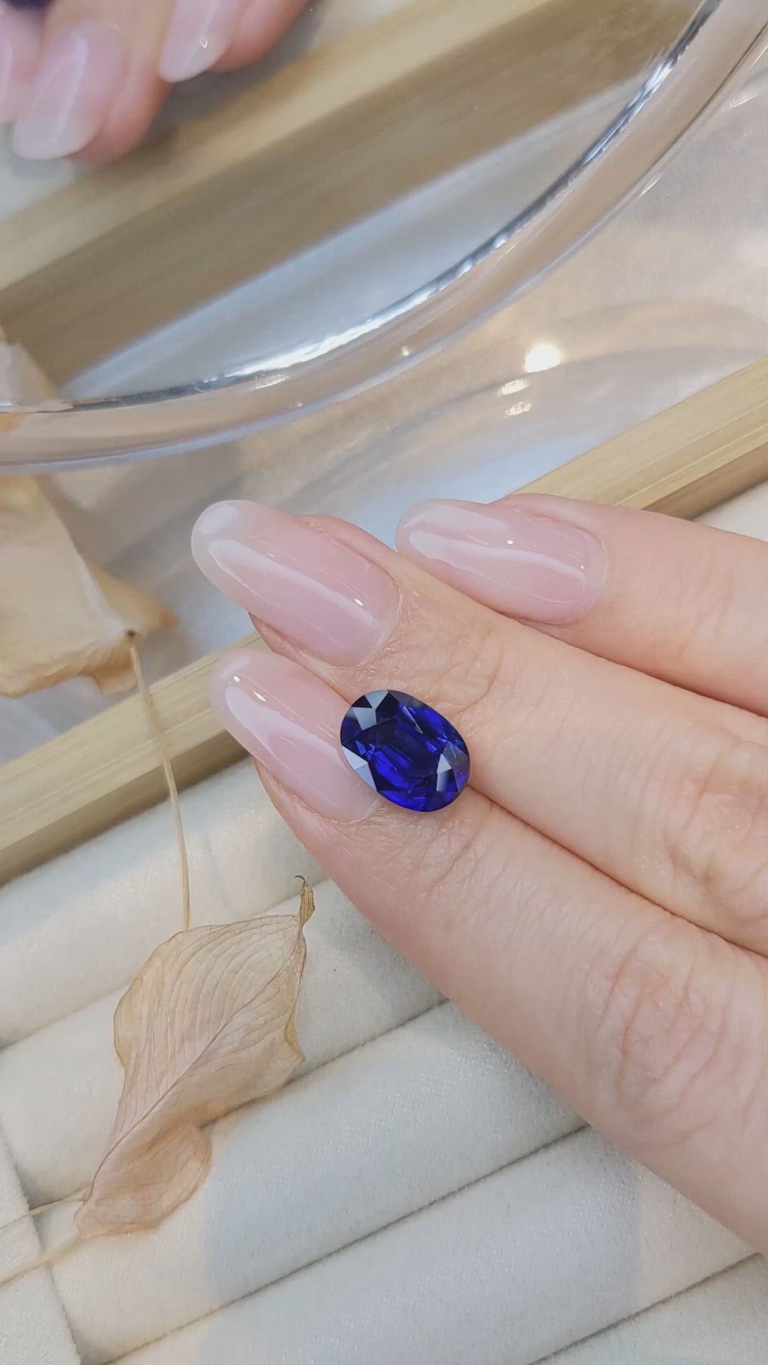 5.08 Ct. Blue Sapphire from Ceylon (Sri Lanka) Size Video