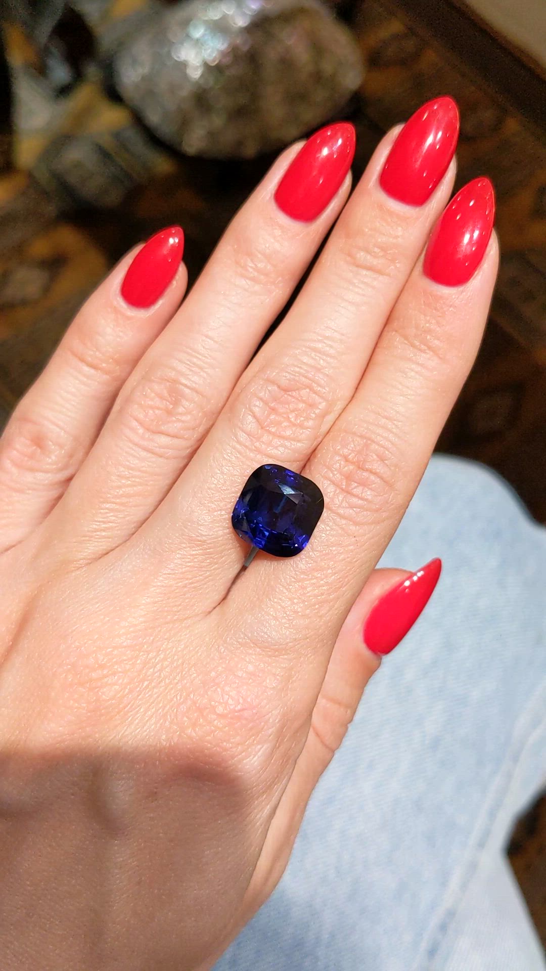 9.03 Ct. Blue Sapphire from Ceylon (Sri Lanka) Size Video