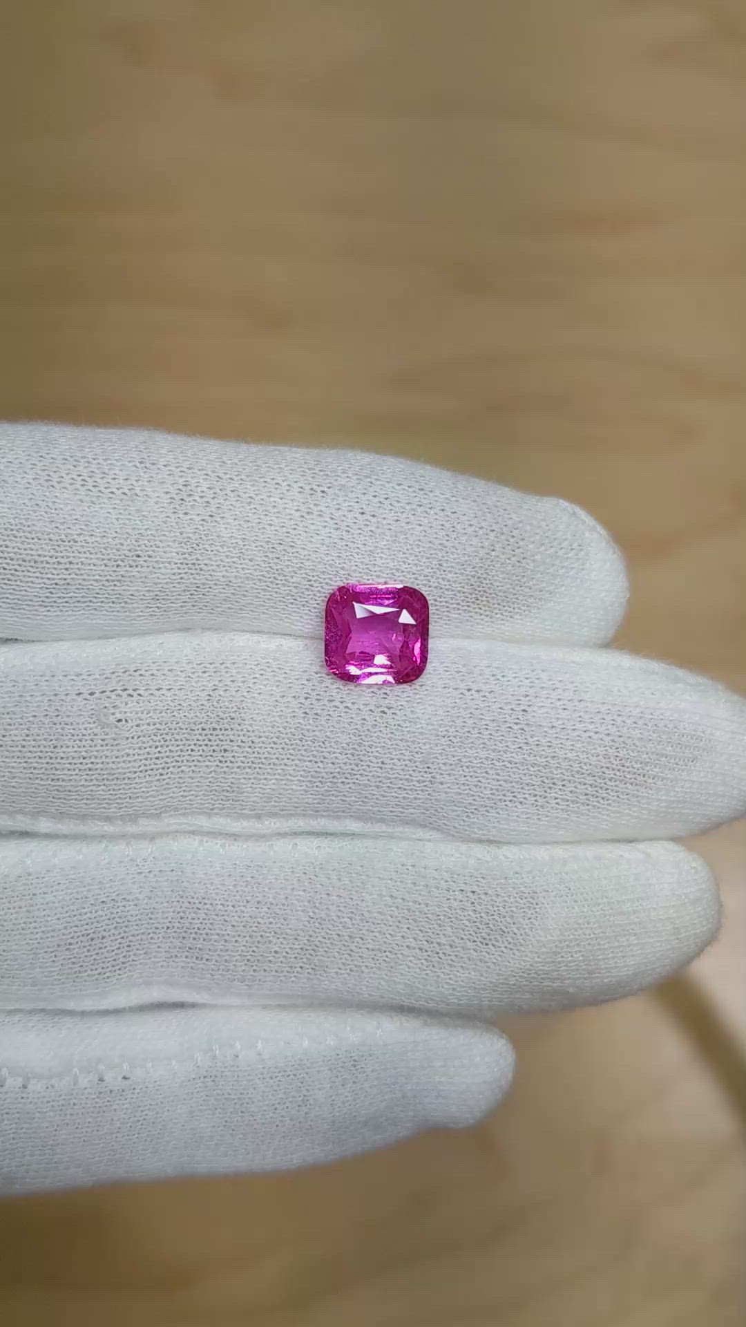 3.03 Ct. Pink Sapphire from Ceylon (Sri Lanka) Size Video