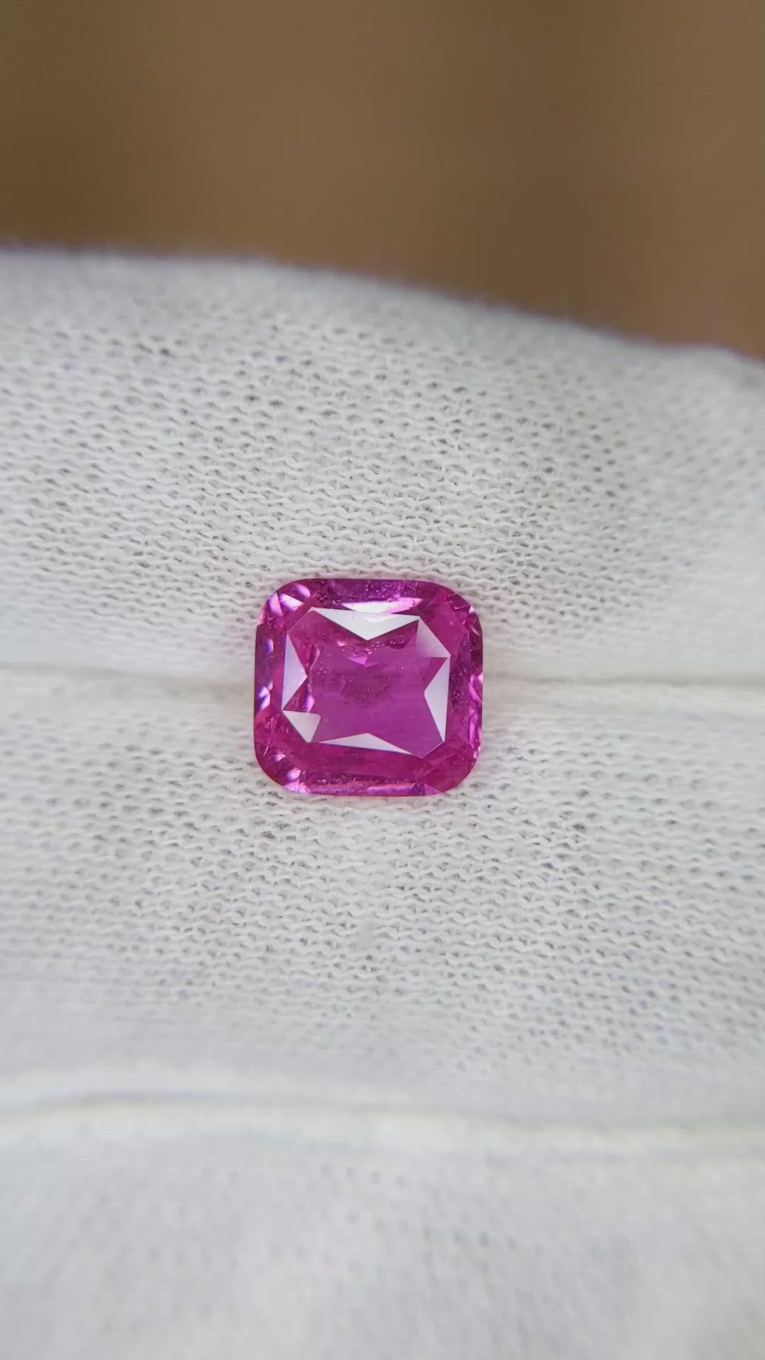 3.03 Ct. Pink Sapphire from Ceylon (Sri Lanka) Size Video