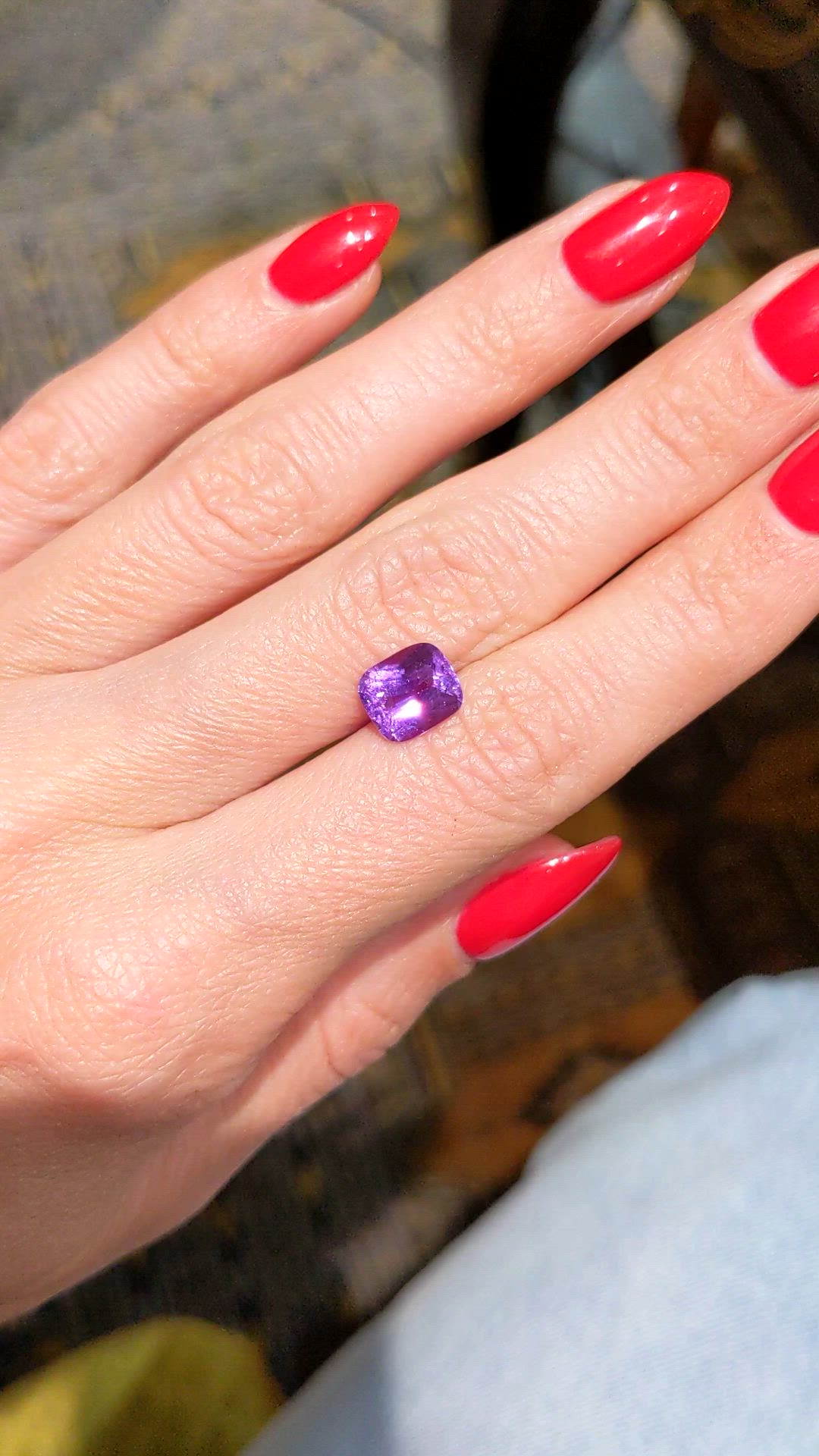 2.53 Ct. Purple Sapphire from Ceylon (Sri Lanka) Size Video