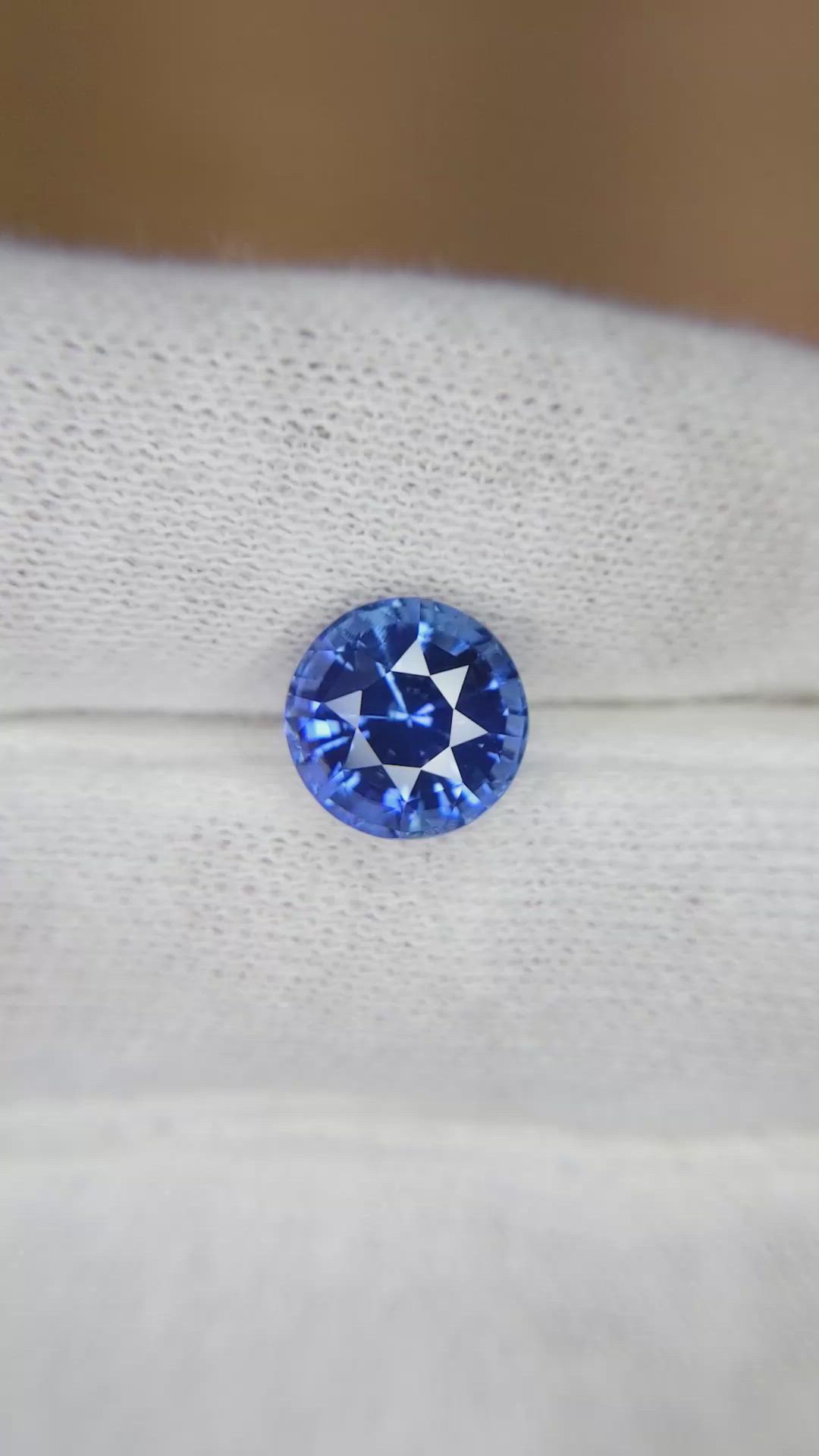 4.10 Ct. Blue Sapphire from Madagascar Size Video