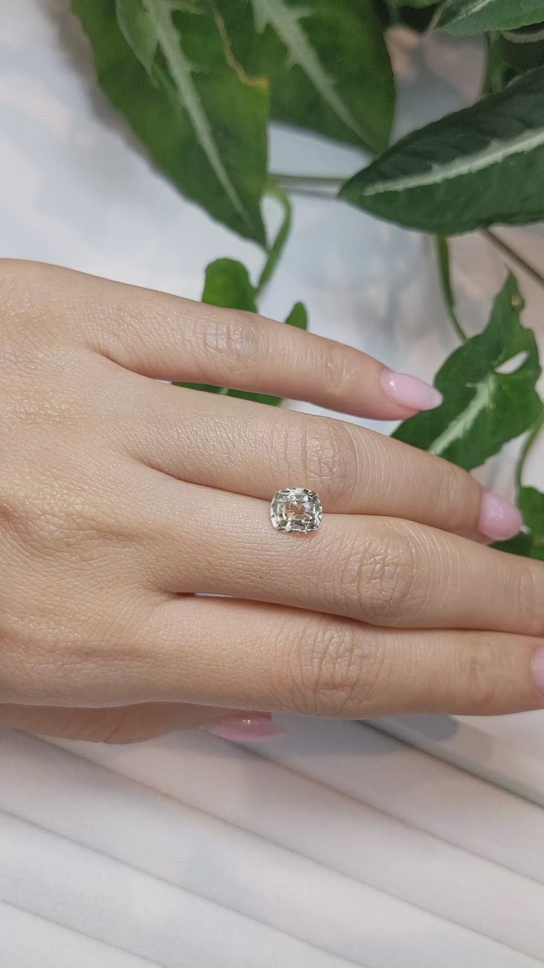 2.33 Ct. Yellow Sapphire from Ceylon (Sri Lanka) Size Video