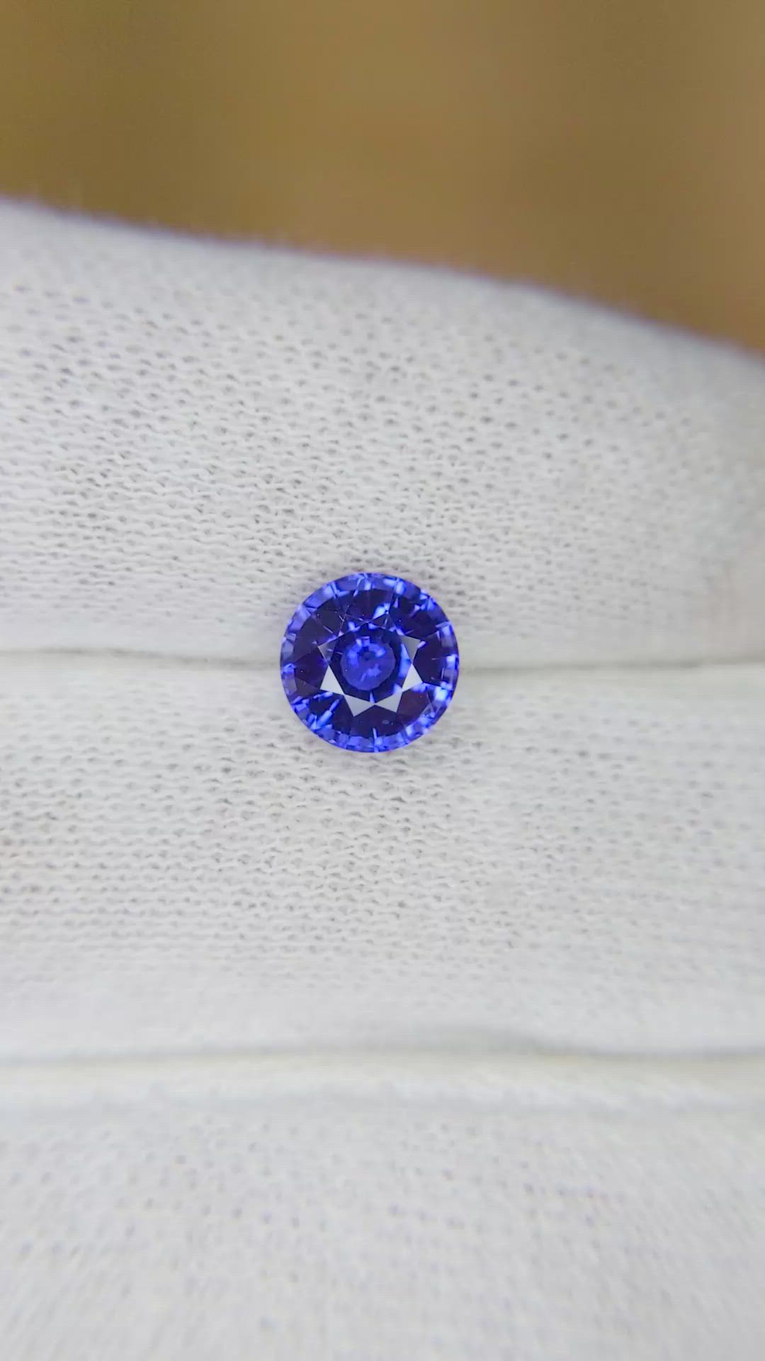 1.80 Ct. Blue Sapphire from Ceylon (Sri Lanka) Size Video