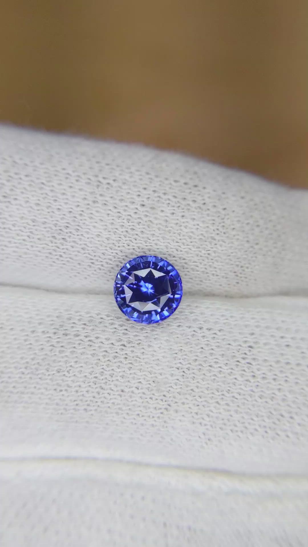 1.63 Ct. Blue Sapphire from Ceylon (Sri Lanka) Size Video
