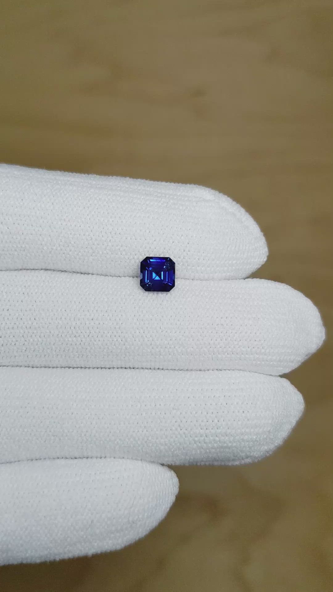 1.00 Ct. Blue Sapphire from Ceylon (Sri Lanka) Size Video