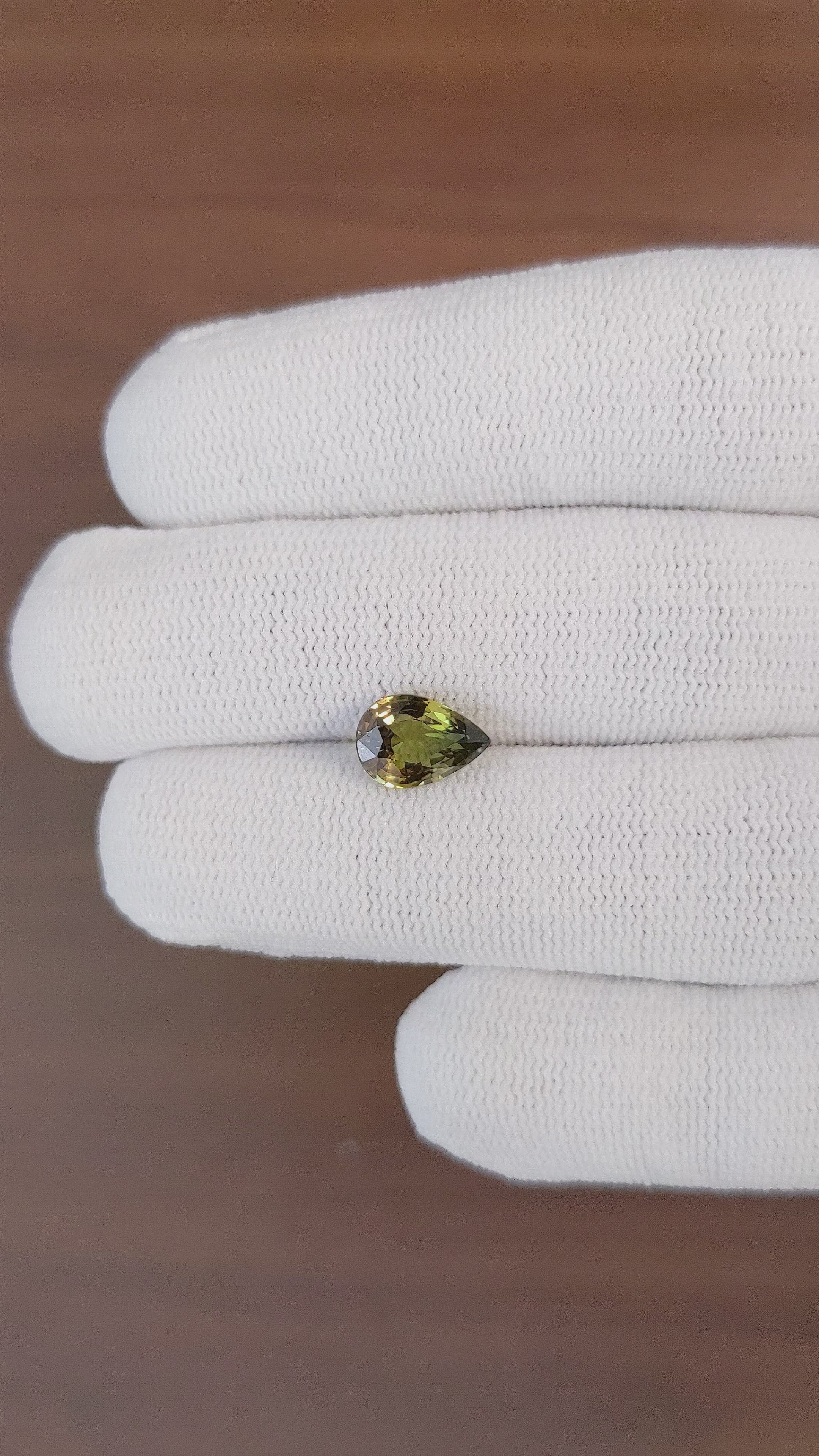 2.02 Ct. Sapphire from Ceylon (Sri Lanka) Size Video