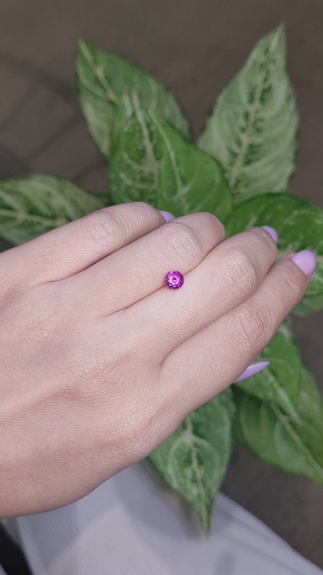 0.85 Ct. Pinkish Purple Sapphire from Ceylon (Sri Lanka) Size Video